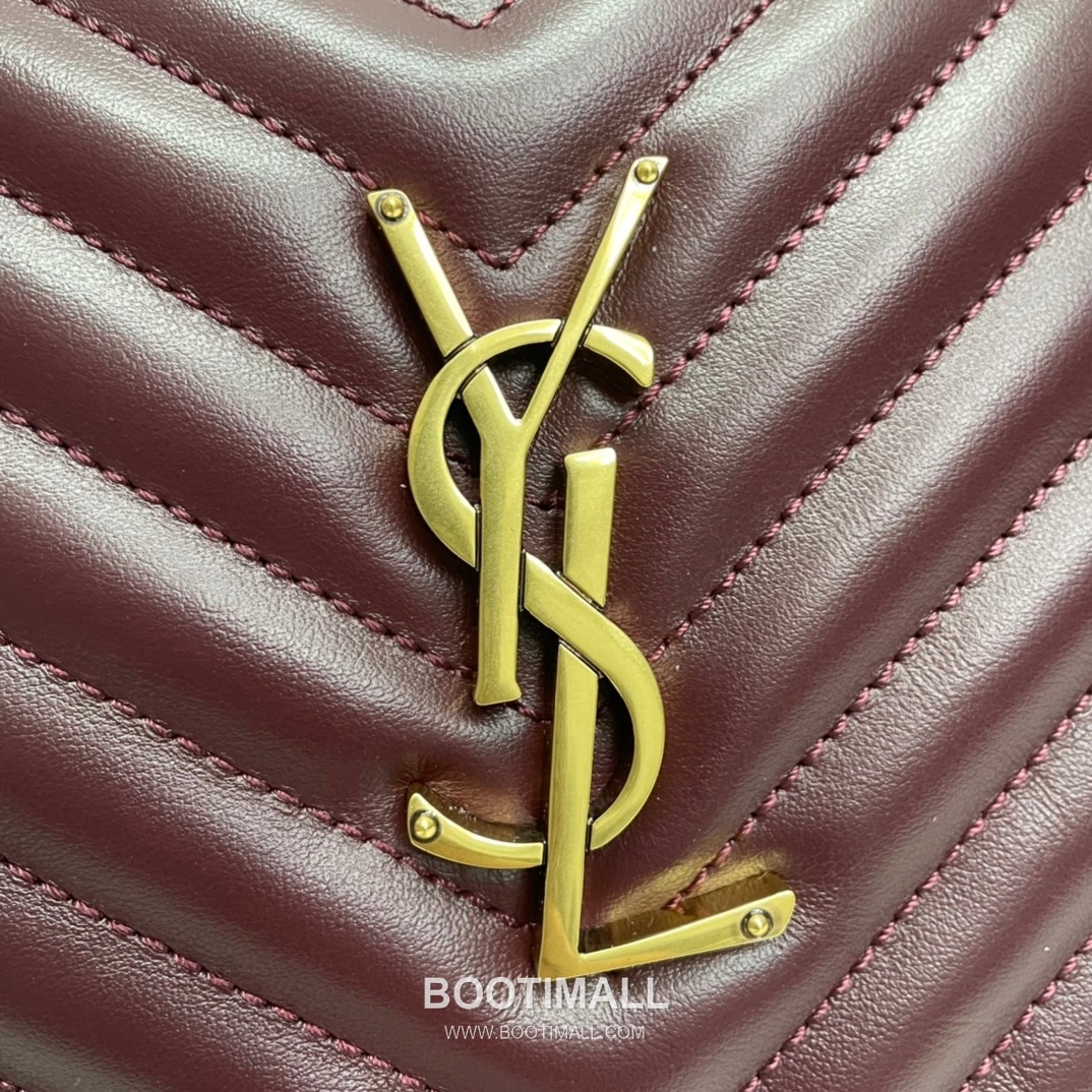 Saint Laurent Lou Calfskin Leather Camera Bag 574494 생로랑 루 카프스킨 레더 카메라 크로스백 23cm 12