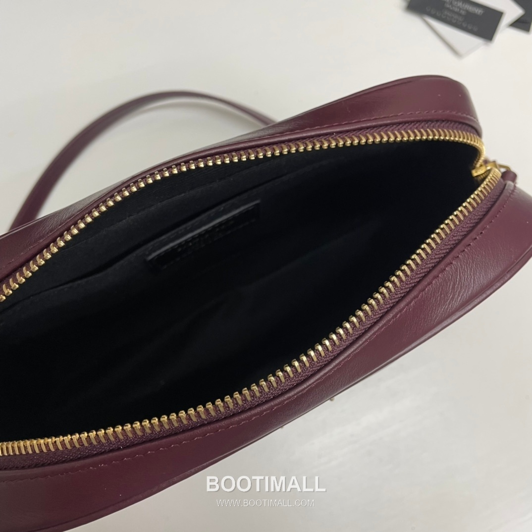 Saint Laurent Lou Calfskin Leather Camera Bag 574494 생로랑 루 카프스킨 레더 카메라 크로스백 23cm 14