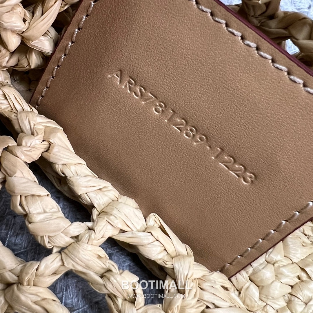 Saint Laurent Oxalis Raffia Woven Shoulder Bag 781289 생로랑 옥살리스 라피아 위븐 숄더백 40cm 16