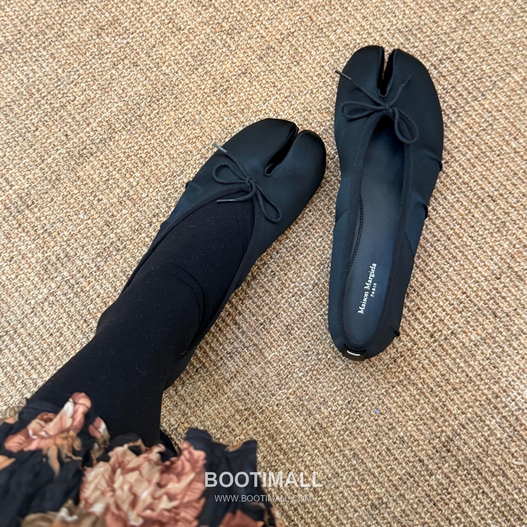 Maison Margiela MM6 Tabi Silk Leather Split Toe Ballet Flats 메종 마르지엘라 MM6 타비 실크 레더 스플릿토 발레 플랫 슈즈 9