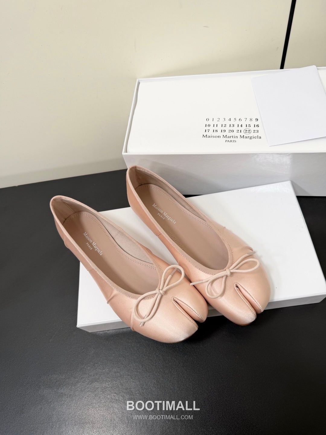 Maison Margiela MM6 Tabi Silk Leather Split Toe Ballet Flats 메종 마르지엘라 MM6 타비 실크 레더 스플릿토 발레 플랫 슈즈 11