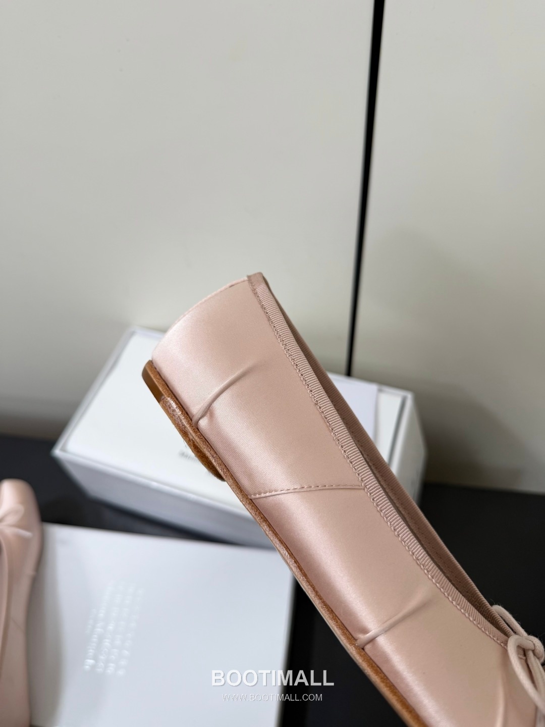 Maison Margiela MM6 Tabi Silk Leather Split Toe Ballet Flats 메종 마르지엘라 MM6 타비 실크 레더 스플릿토 발레 플랫 슈즈 17