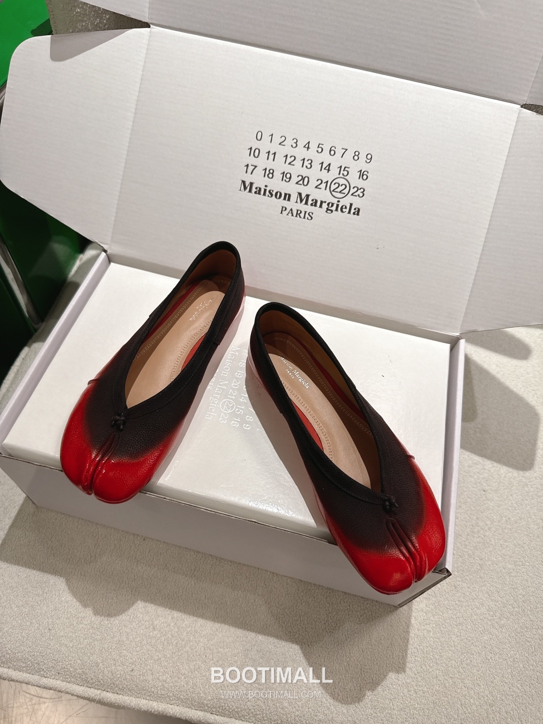 Maison Margiela Tabi Suede Leather Split Toe Ballet Flats 메종 마르지엘라 타비 스웨이드 레더 스플릿토 발레 플랫 슈즈 4