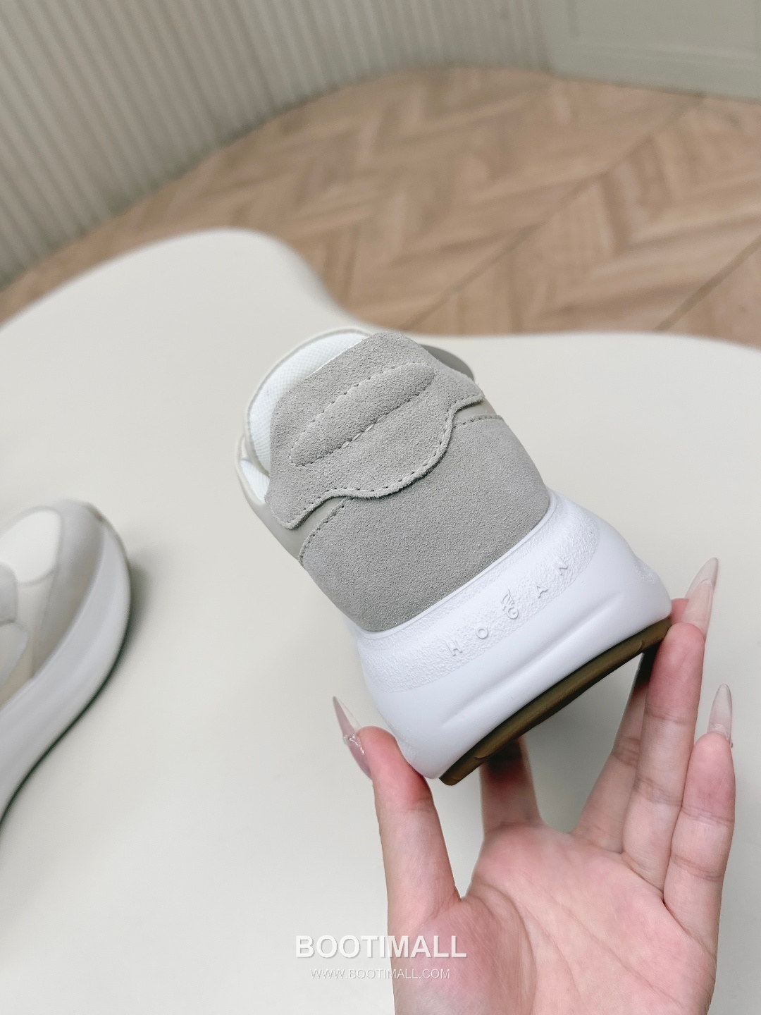 HOGAN Interactive Leather Chunky Sole Runner Sneakers 호간 인터랙티브 레더 청키솔 러너 스니커즈 4