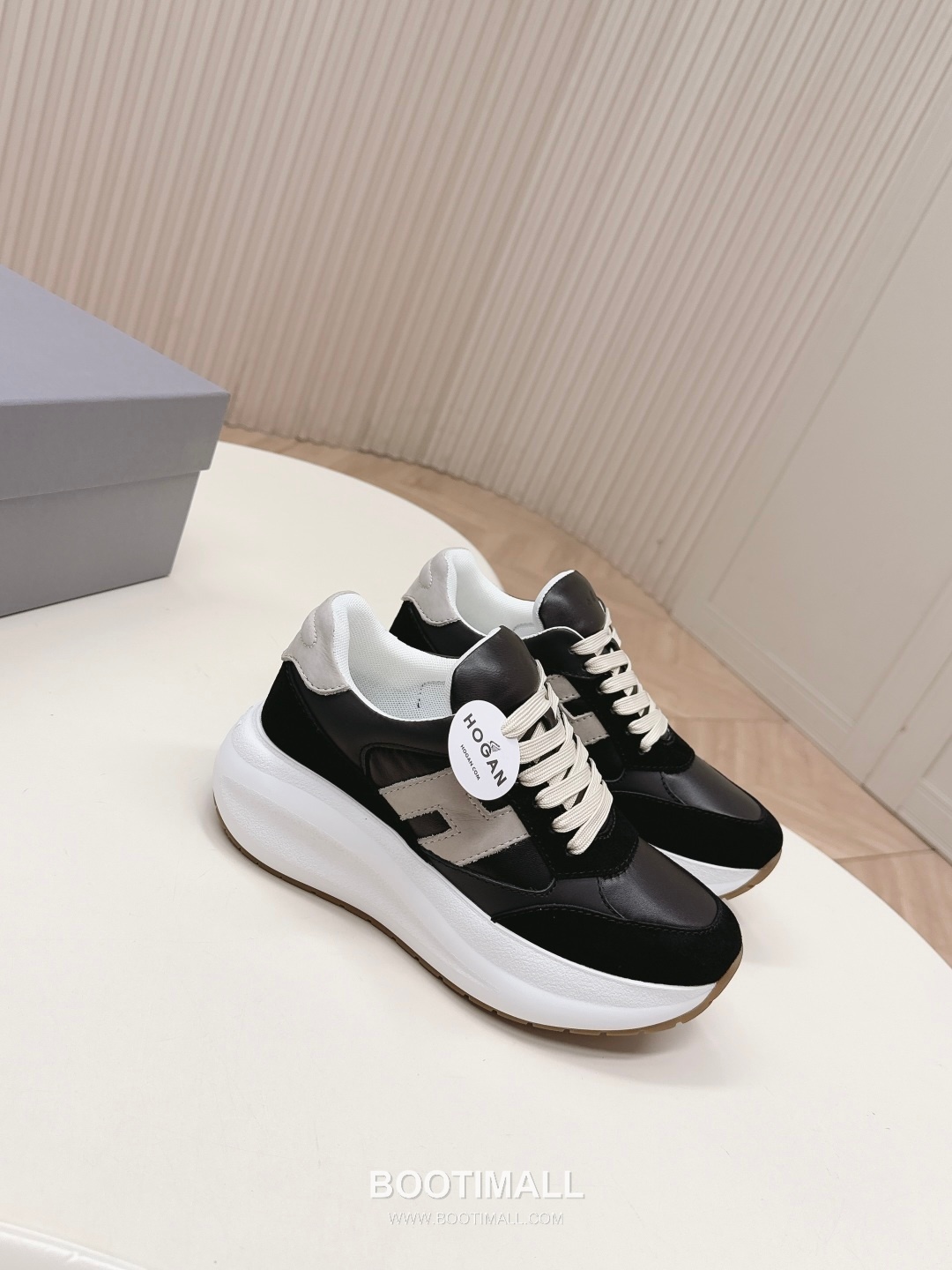 HOGAN Interactive Leather Chunky Sole Runner Sneakers 호간 인터랙티브 레더 청키솔 러너 스니커즈 2