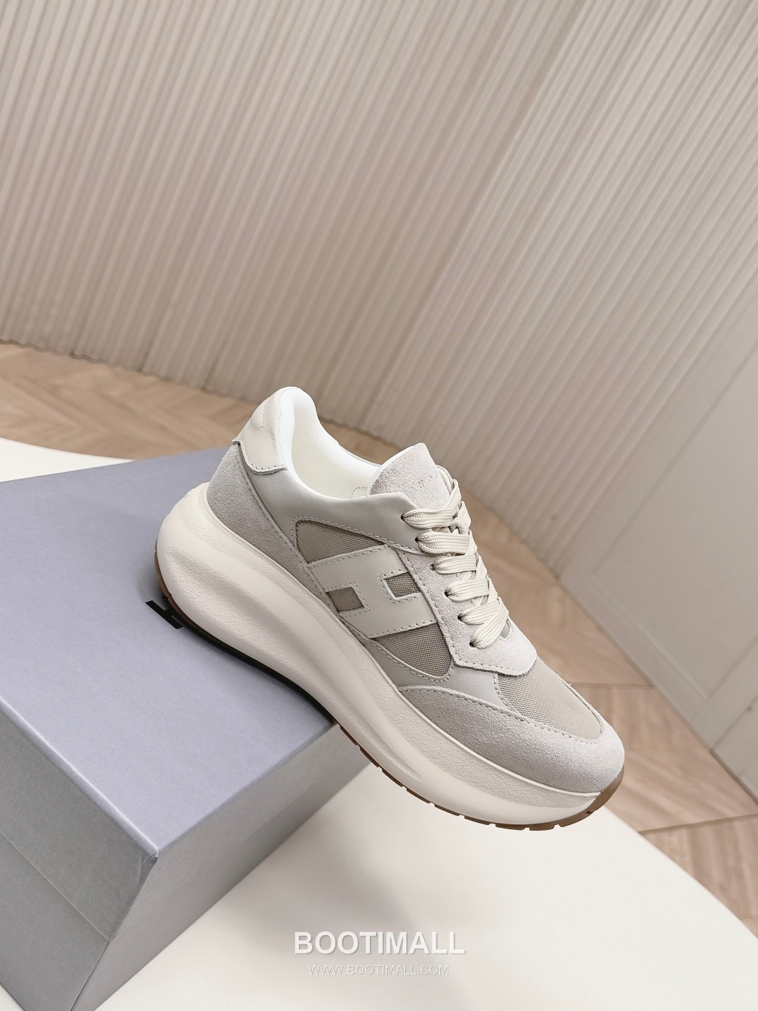 HOGAN Interactive Leather Chunky Sole Runner Sneakers 호간 인터랙티브 레더 청키솔 러너 스니커즈 3