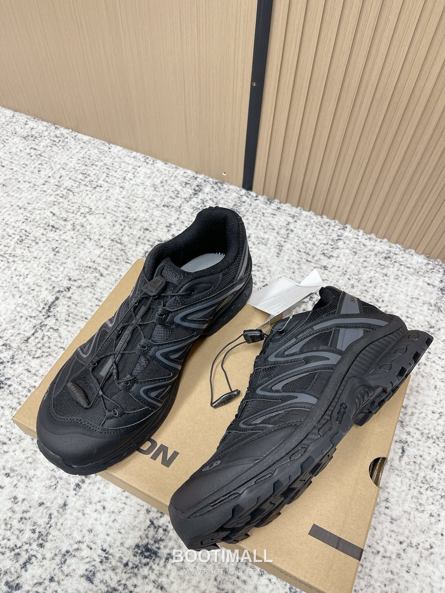 Salomon XT-6 Leather Mesh Trail Runner Sneakers 살로몬 XT-6 레더 메쉬 트레일 러너 스니커즈 2