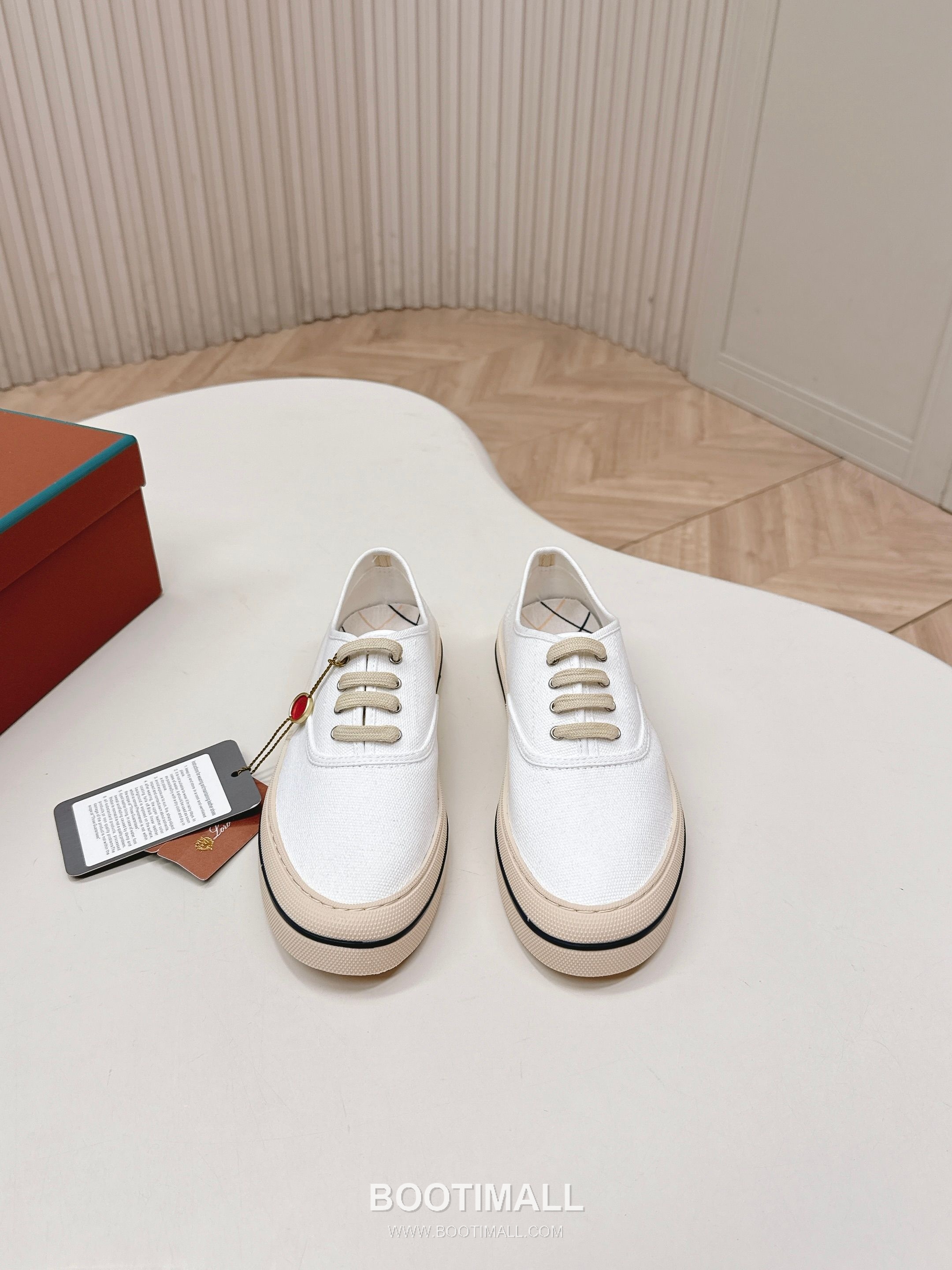 Loro Piana Canvas Low Top Sneakers 로로피아나 캔버스 로우탑 스니커즈 1