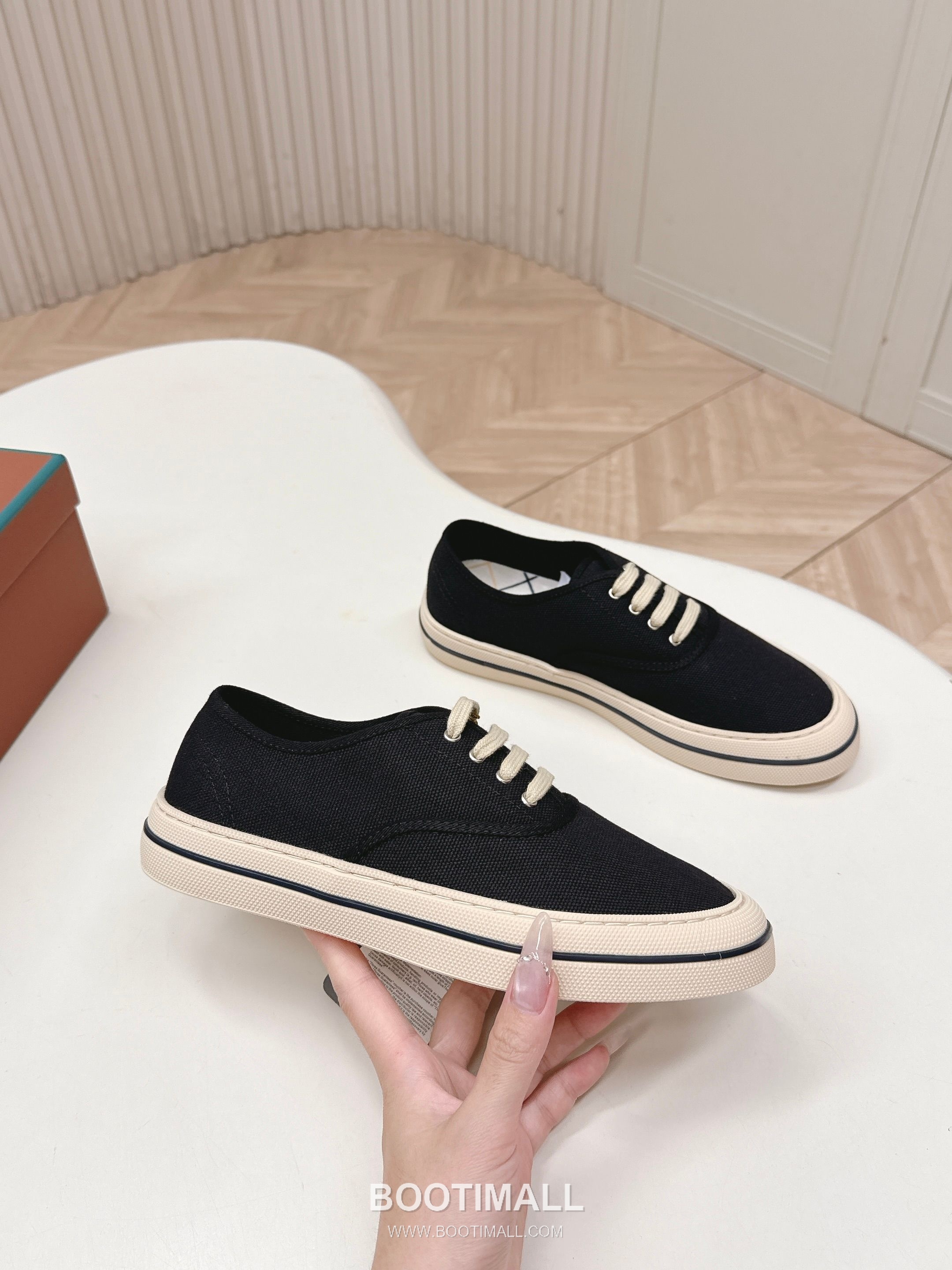 Loro Piana Canvas Low Top Sneakers 로로피아나 캔버스 로우탑 스니커즈 4