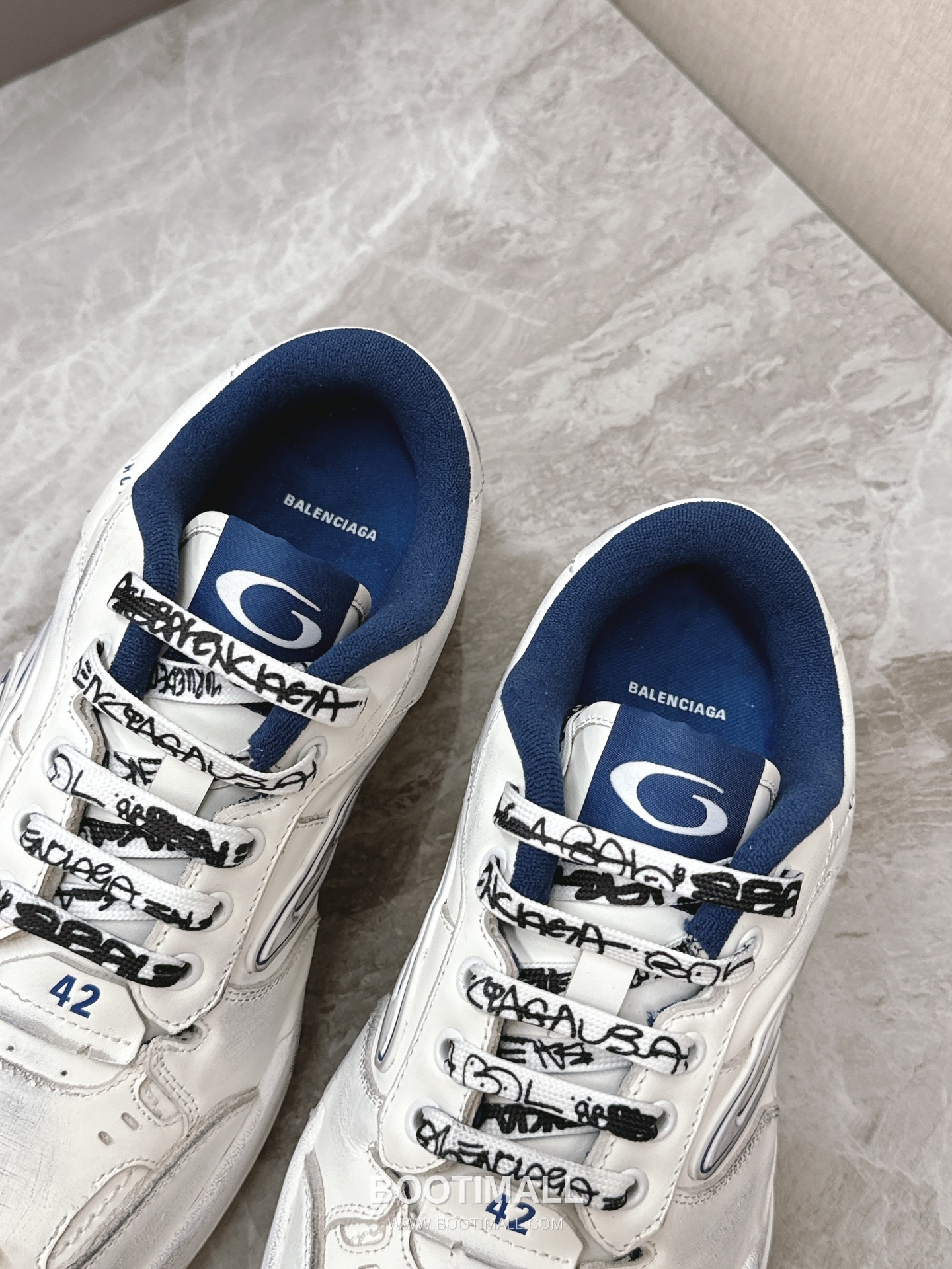 Balenciaga Hamptons Leather Distressed Chunky Sneakers 발렌시아가 햄튼스 레더 디스트레스드 청키 스니커즈 7