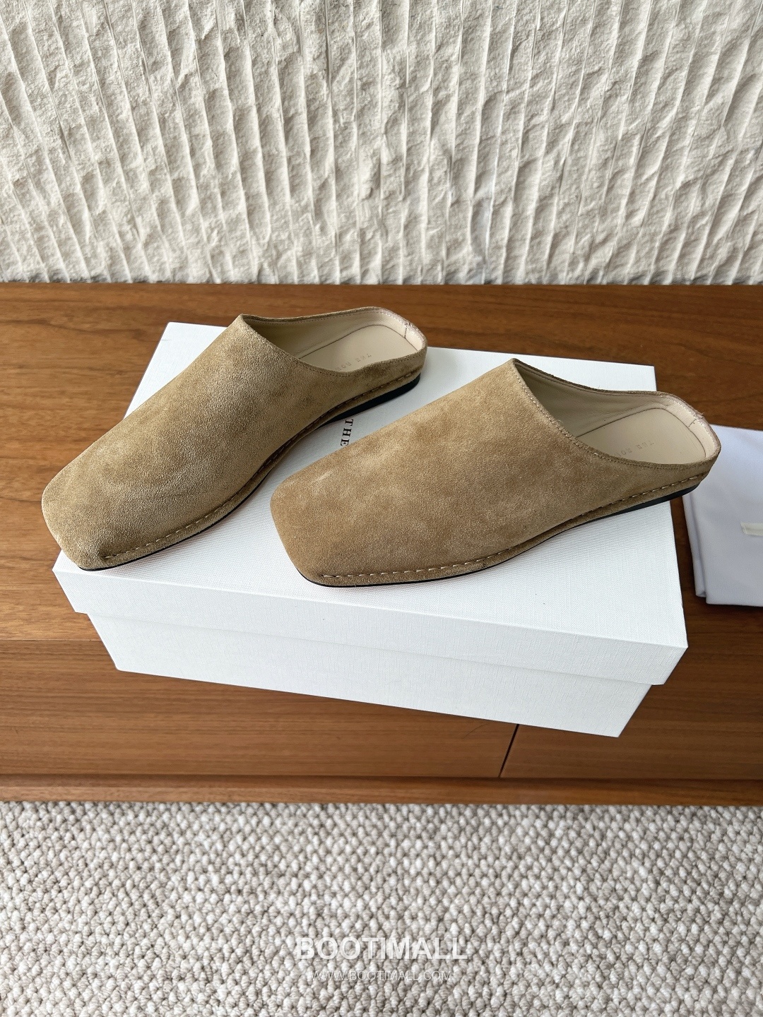 The Row Leather Suede Open Back Mule Flats 더로우 레더 스웨이드 오픈백 뮬 플랫 슈즈 3