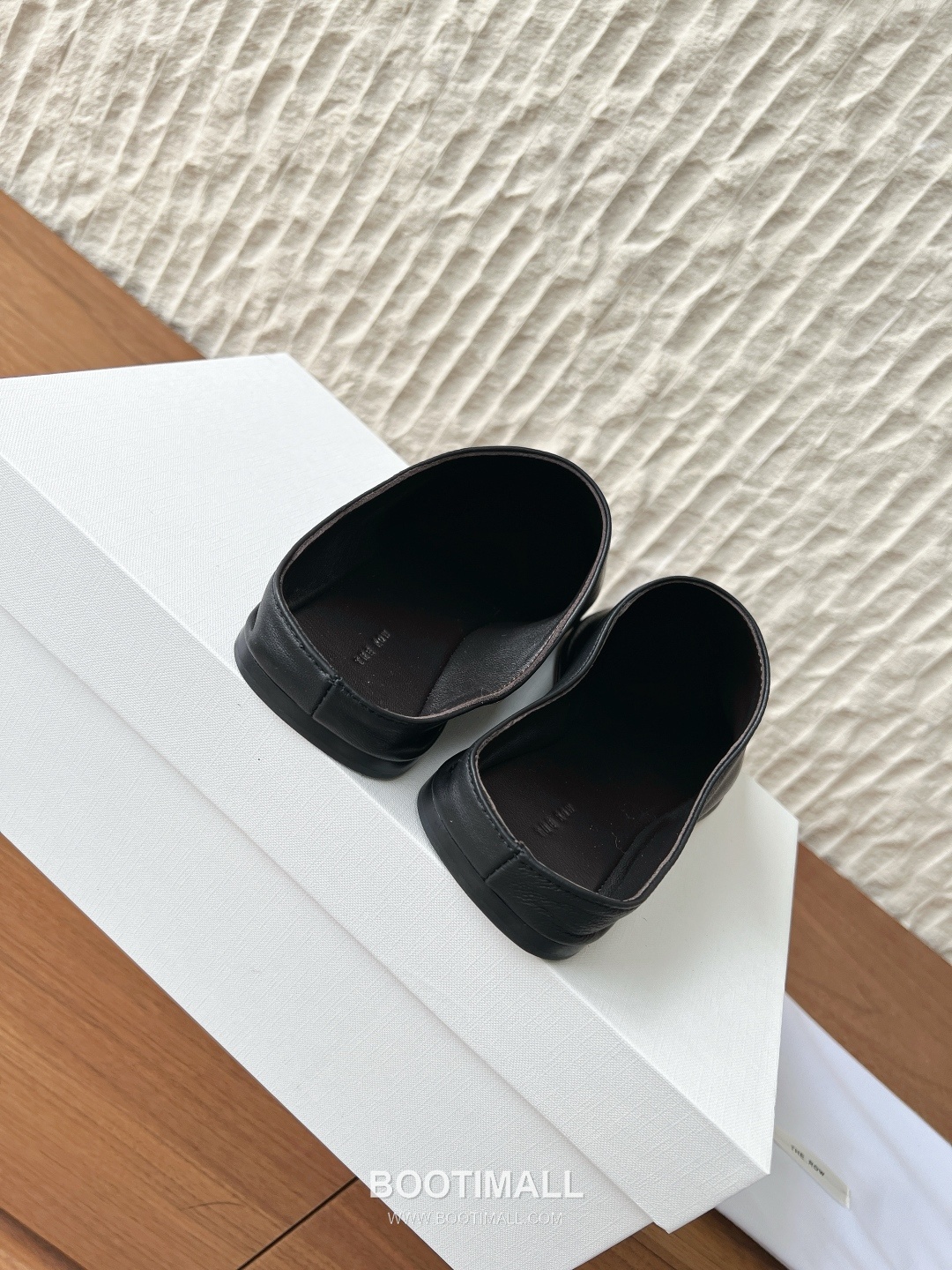 The Row Leather Suede Open Back Mule Flats 더로우 레더 스웨이드 오픈백 뮬 플랫 슈즈 5