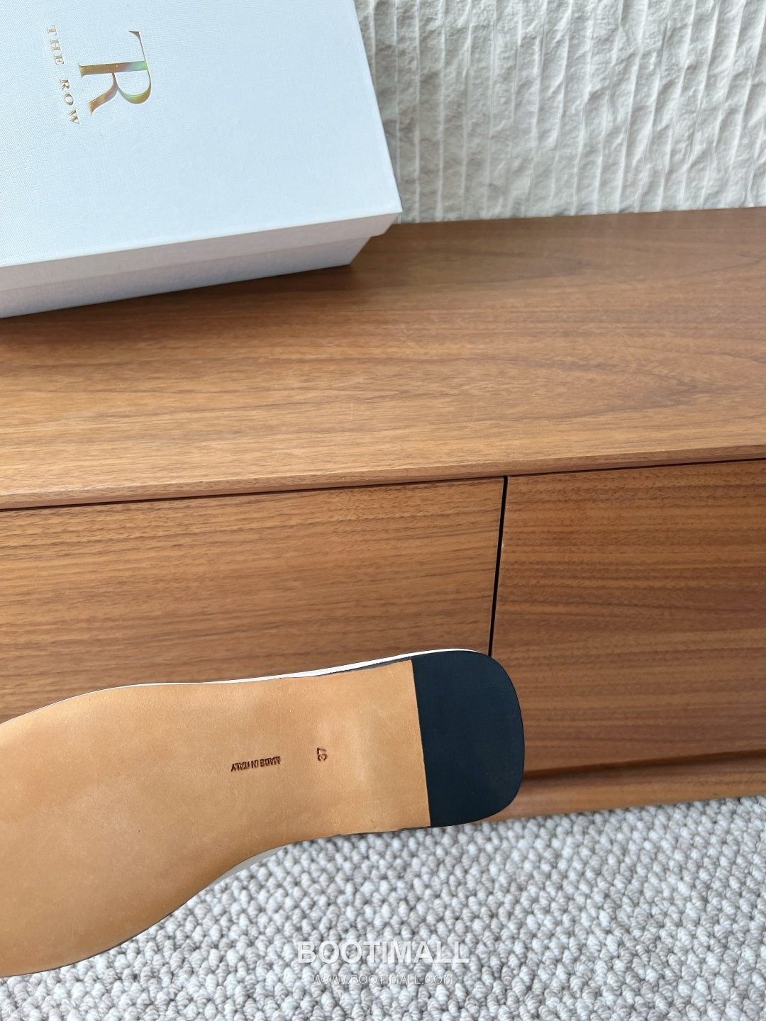 The Row Leather Suede Open Back Mule Flats 더로우 레더 스웨이드 오픈백 뮬 플랫 슈즈 9