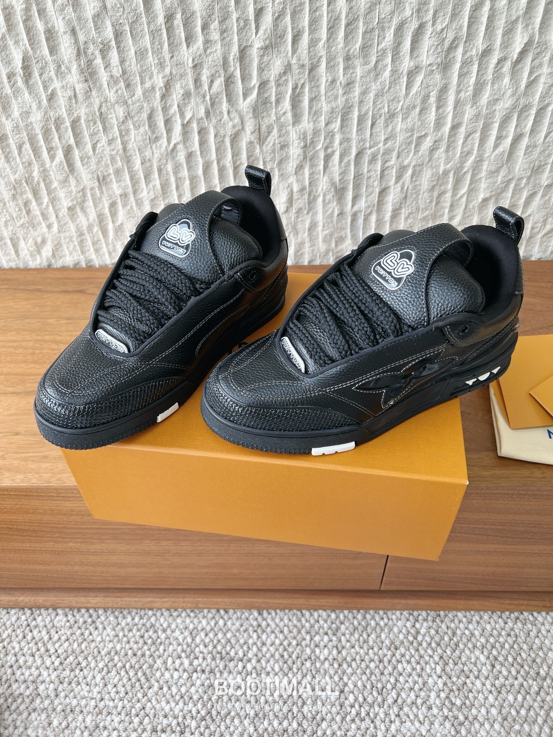 Louis Vuitton LV Skate Suede Leather Mesh Chunky Sneakers 루이비통 LV 스케이트 스웨이드 레더 메쉬 청키 스니커즈 3