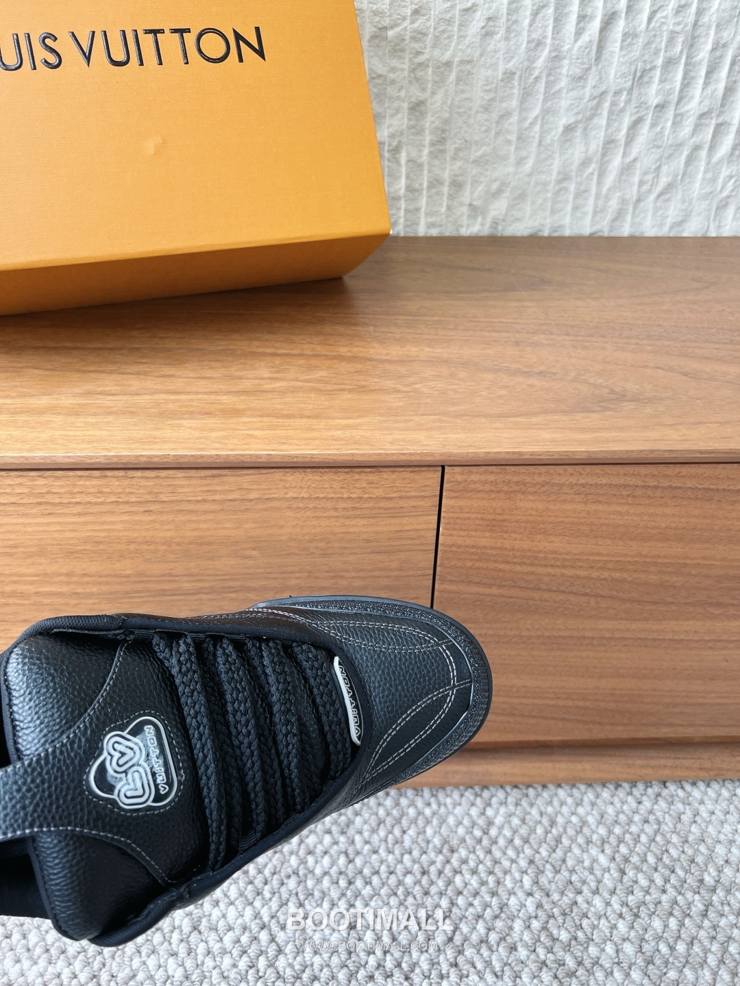 Louis Vuitton LV Skate Suede Leather Mesh Chunky Sneakers 루이비통 LV 스케이트 스웨이드 레더 메쉬 청키 스니커즈 8