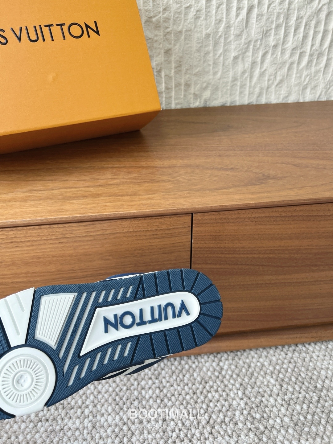 Louis Vuitton LV Skate Suede Leather Mesh Chunky Sneakers 루이비통 LV 스케이트 스웨이드 레더 메쉬 청키 스니커즈 9