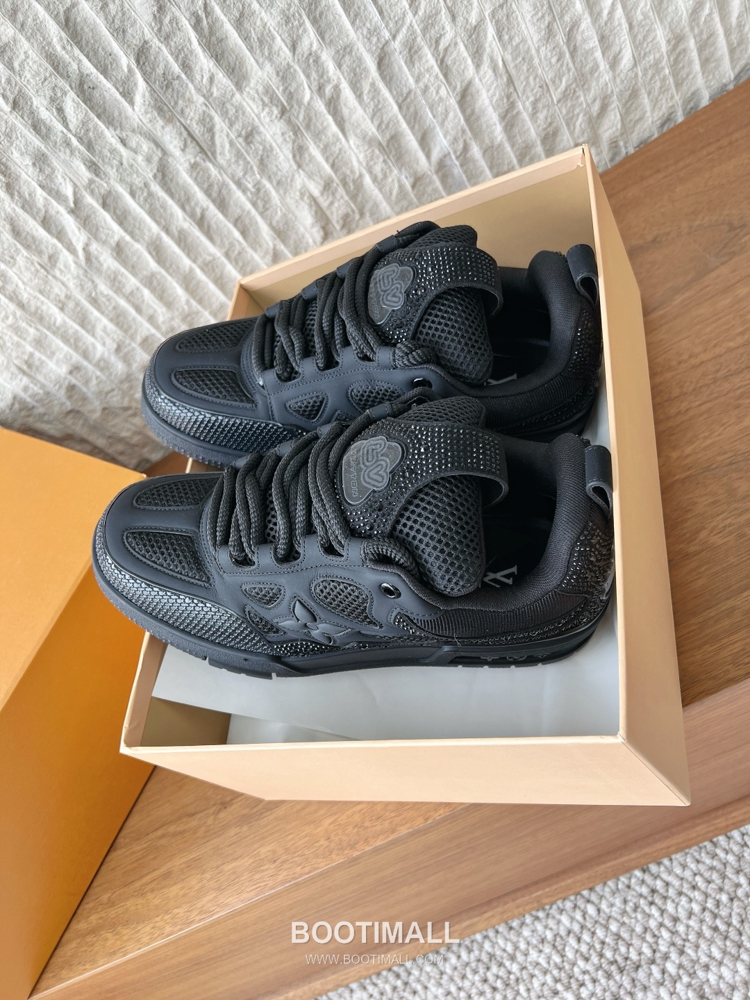 Louis Vuitton LV Skate Suede Leather Mesh Chunky Sneakers 루이비통 LV 스케이트 스웨이드 레더 메쉬 청키 스니커즈 4