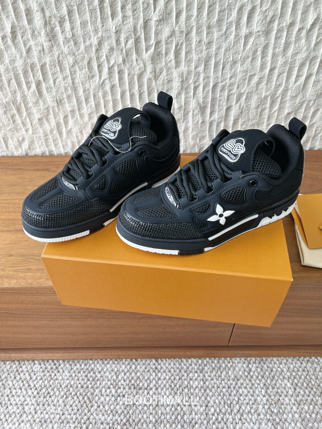 Louis Vuitton LV Skate Suede Leather Mesh Chunky Sneakers 루이비통 LV 스케이트 스웨이드 레더 메쉬 청키 스니커즈 3