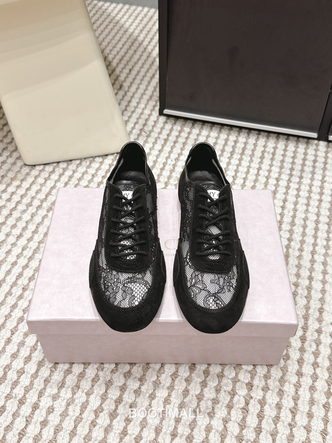 Jimmy Choo Diamond Leather Lace Chunky Sole Sneakers 지미추 다이아몬드 레더 레이스 청키솔 스니커즈 1