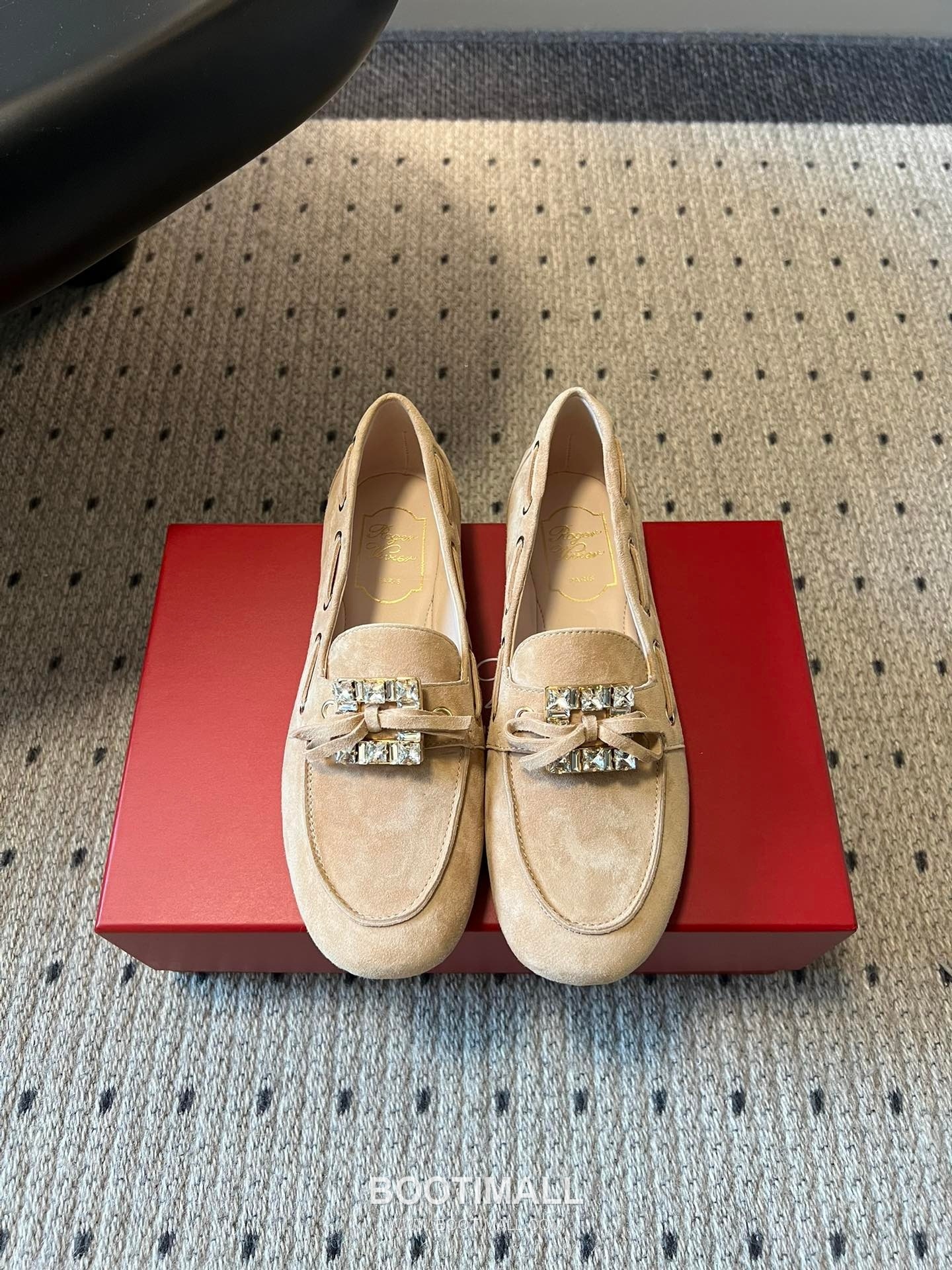 Roger Vivier Belle Vivier Leather Suede Crystal Buckle Loafer Shoes 로저 비비에 벨 비비에 레더 스웨이드 크리스탈 버클 로퍼 슈즈 1