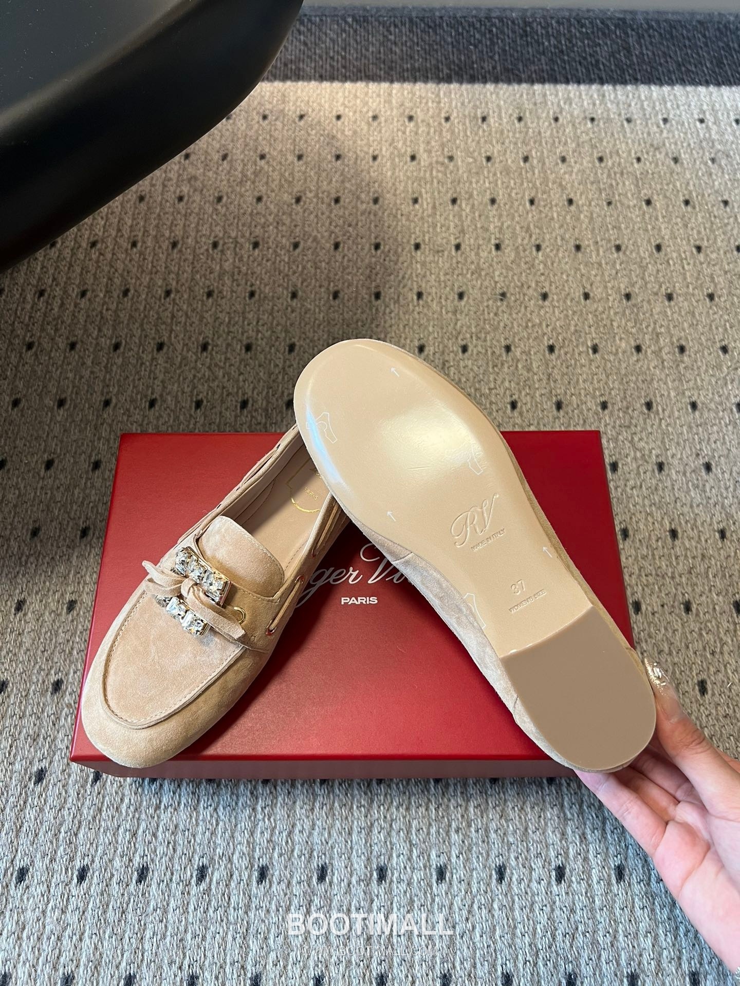 Roger Vivier Belle Vivier Leather Suede Crystal Buckle Loafer Shoes 로저 비비에 벨 비비에 레더 스웨이드 크리스탈 버클 로퍼 슈즈 3
