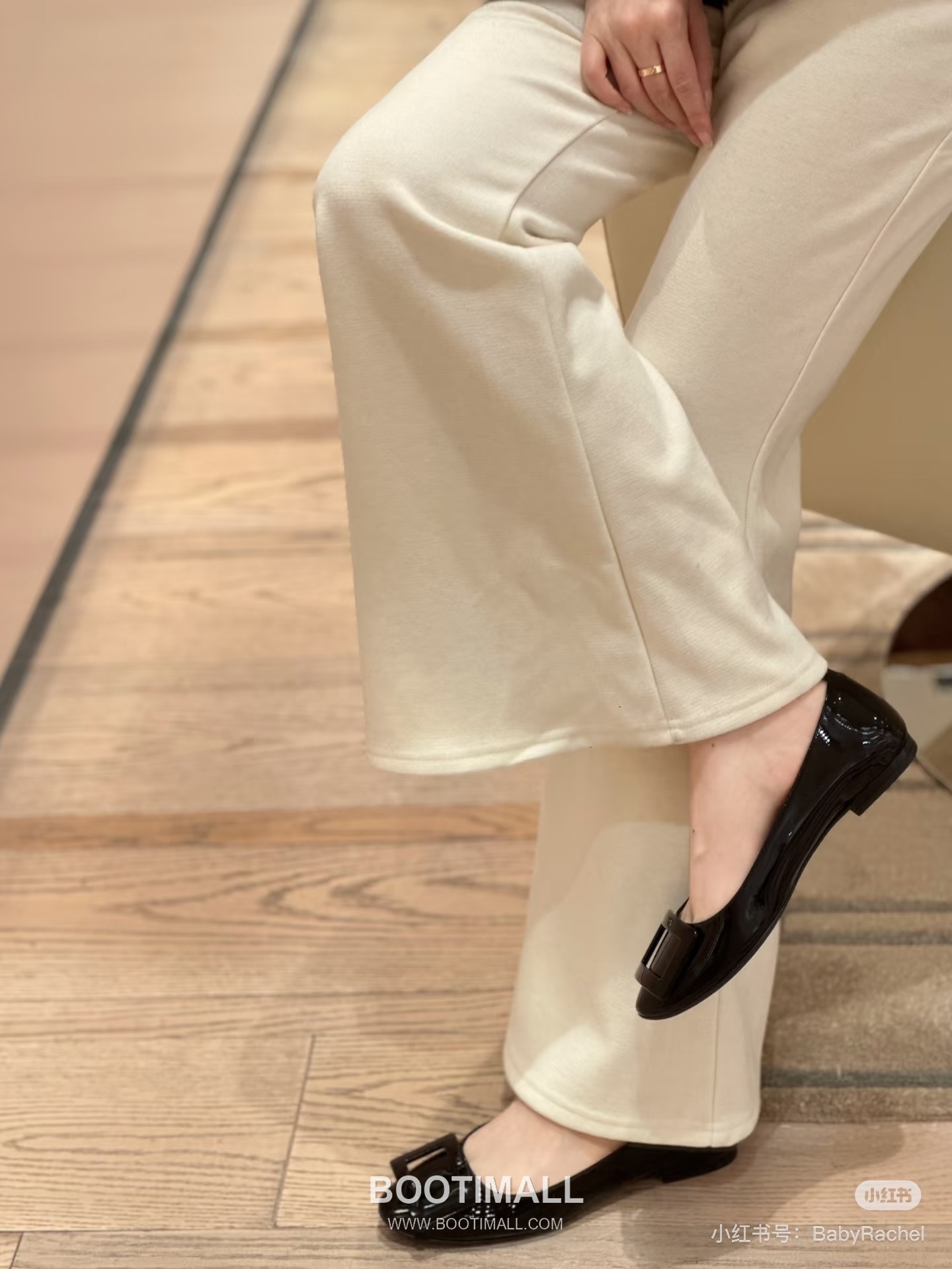 Roger Vivier Belle Vivier Patent Leather Metal Buckle Ballet Flats 로저 비비에 벨 비비에 페이턴트 레더 메탈 버클 발레 플랫 슈즈 3