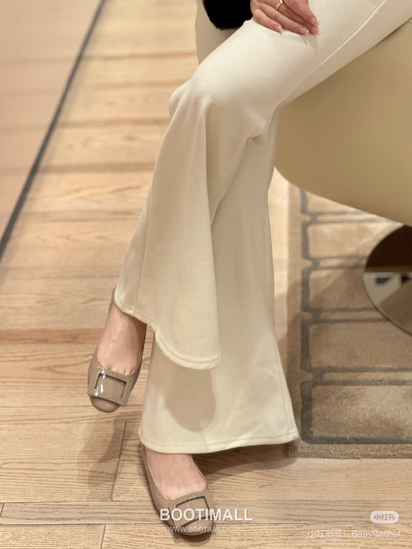 Roger Vivier Belle Vivier Patent Leather Metal Buckle Ballet Flats 로저 비비에 벨 비비에 페이턴트 레더 메탈 버클 발레 플랫 슈즈 4