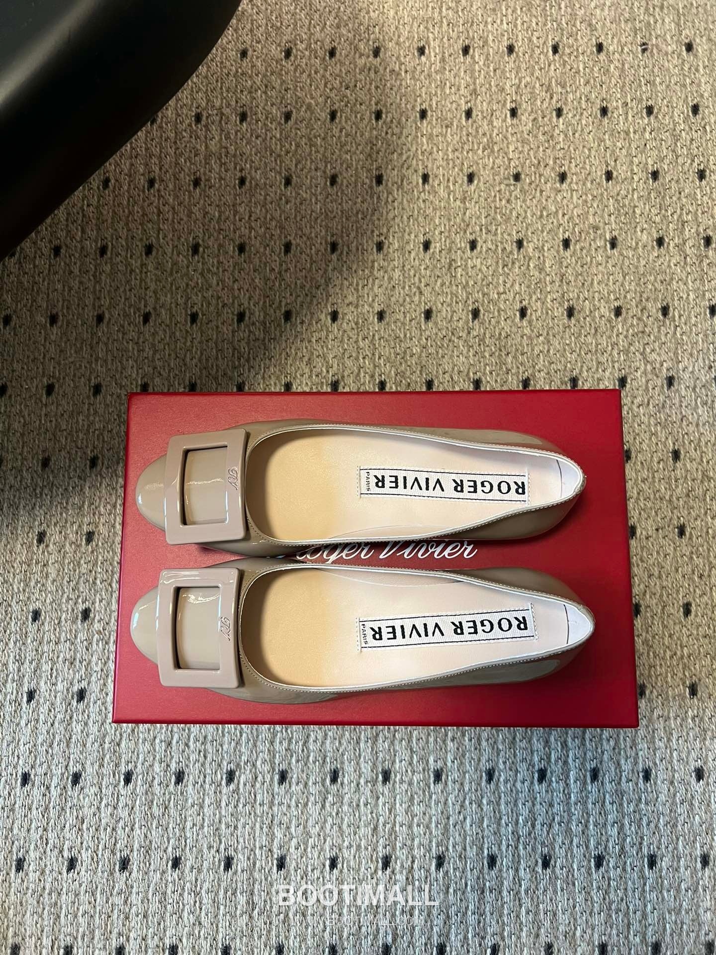 Roger Vivier Belle Vivier Patent Leather Metal Buckle Ballet Flats 로저 비비에 벨 비비에 페이턴트 레더 메탈 버클 발레 플랫 슈즈 6