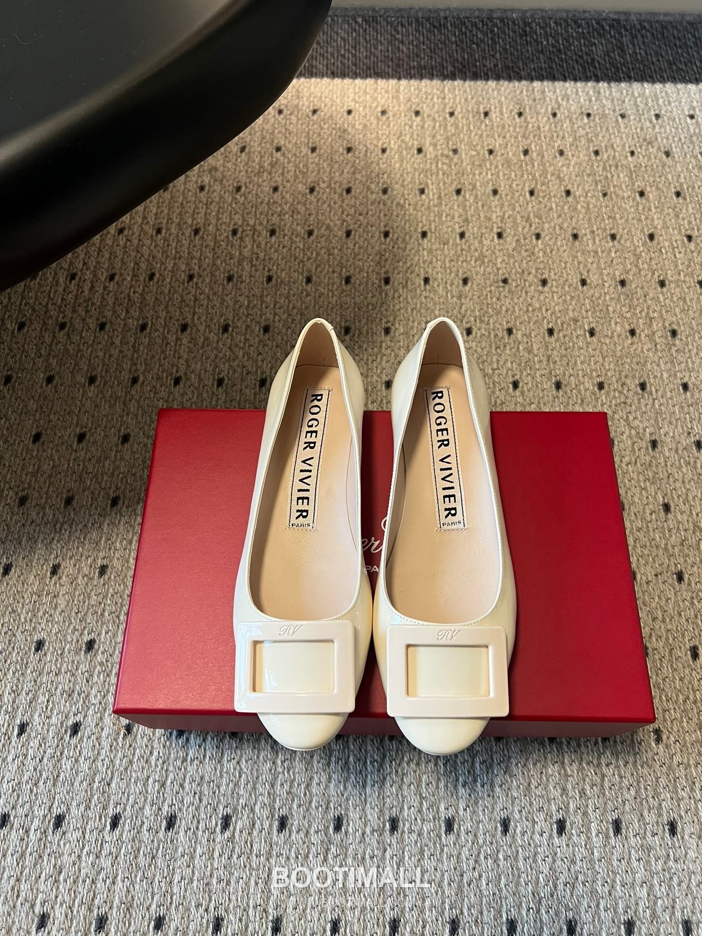 Roger Vivier Belle Vivier Patent Leather Metal Buckle Ballet Flats 로저 비비에 벨 비비에 페이턴트 레더 메탈 버클 발레 플랫 슈즈 10