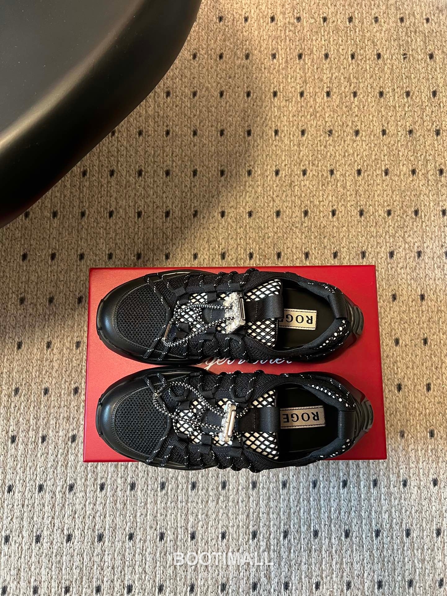 Roger Vivier Viv' Run Leather Mesh Crystal Buckle Chunky Sneakers 로저 비비에 비브 런 레더 메쉬 크리스탈 버클 청키 스니커즈 6