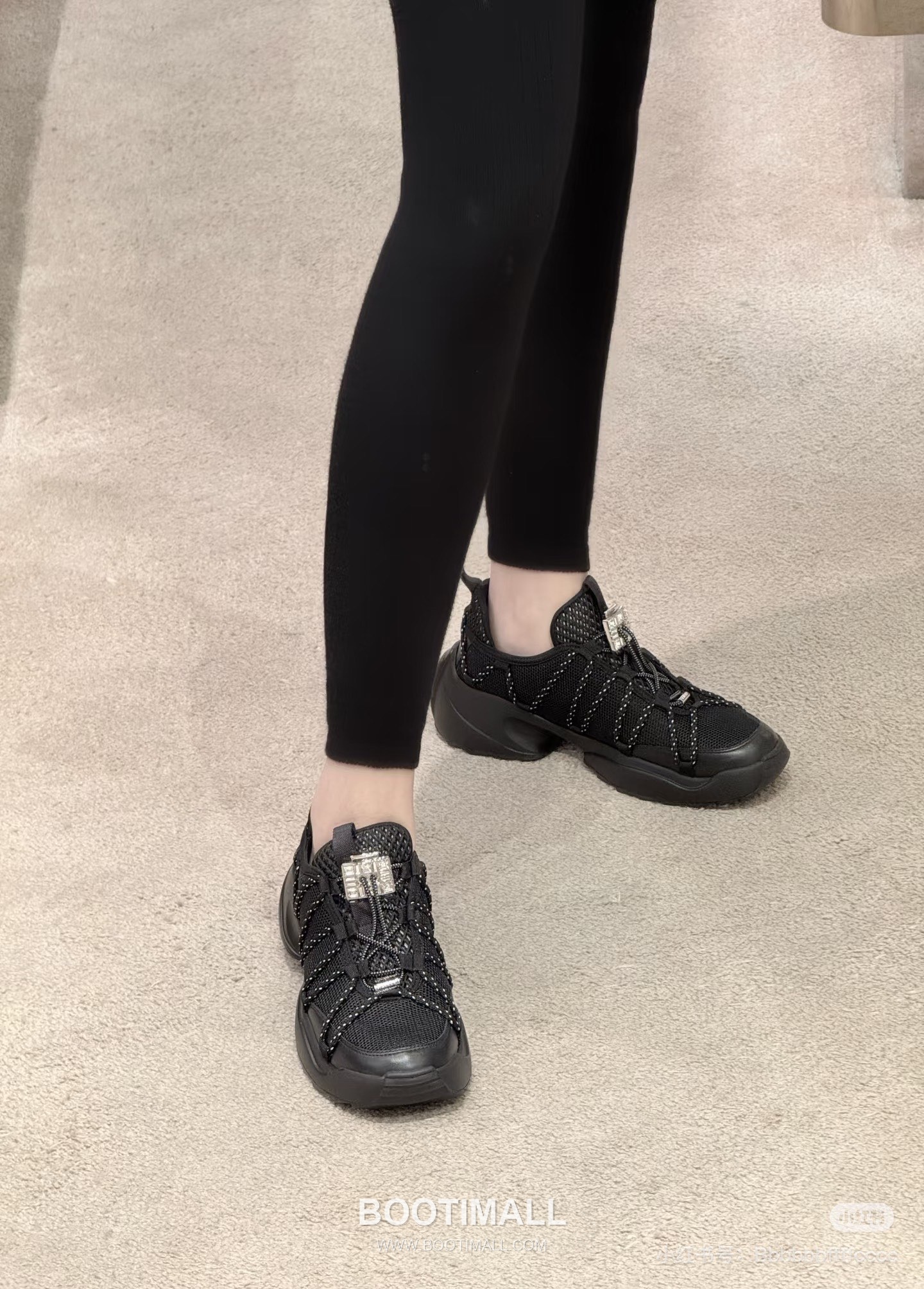 Roger Vivier Viv' Run Leather Mesh Crystal Buckle Chunky Sneakers 로저 비비에 비브 런 레더 메쉬 크리스탈 버클 청키 스니커즈 5