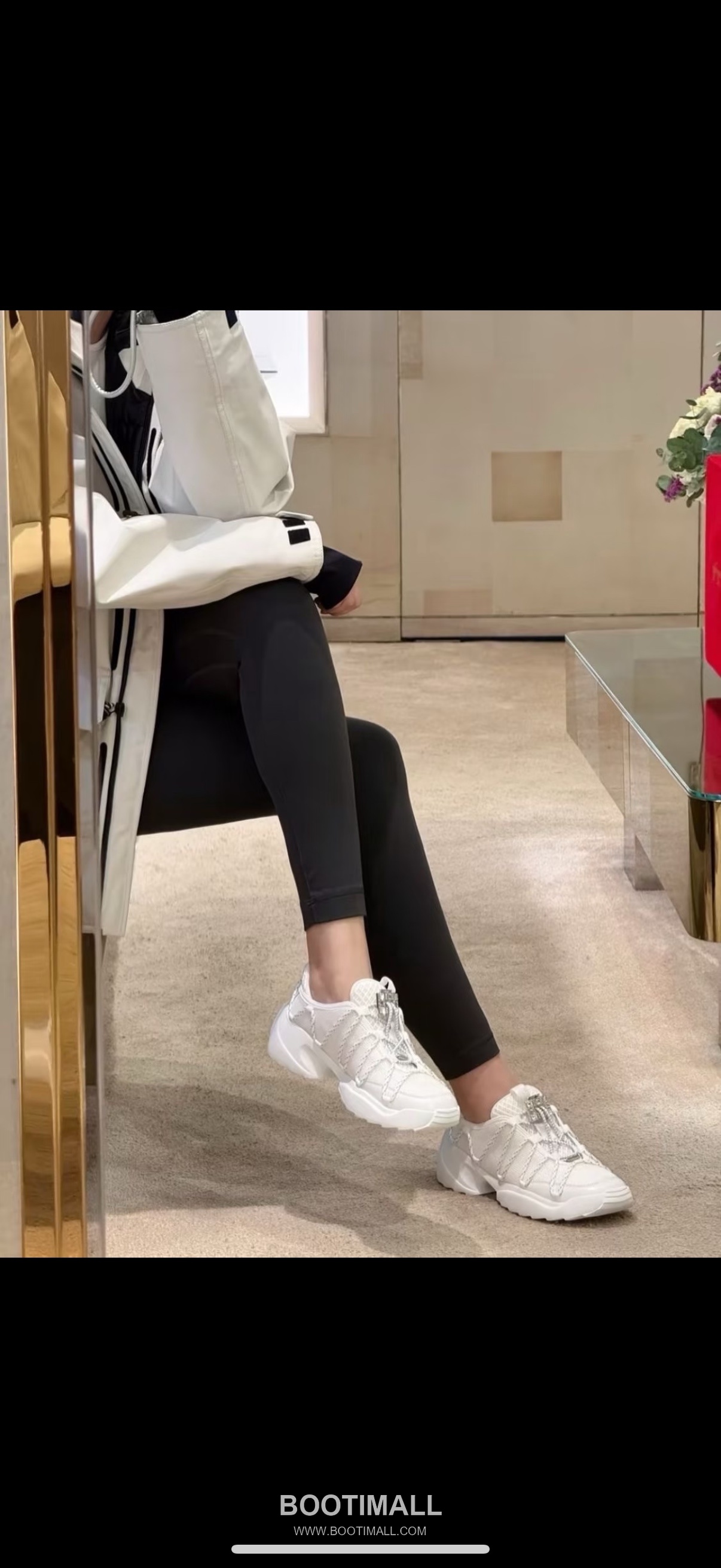 Roger Vivier Viv' Run Leather Mesh Crystal Buckle Chunky Sneakers 로저 비비에 비브 런 레더 메쉬 크리스탈 버클 청키 스니커즈 9