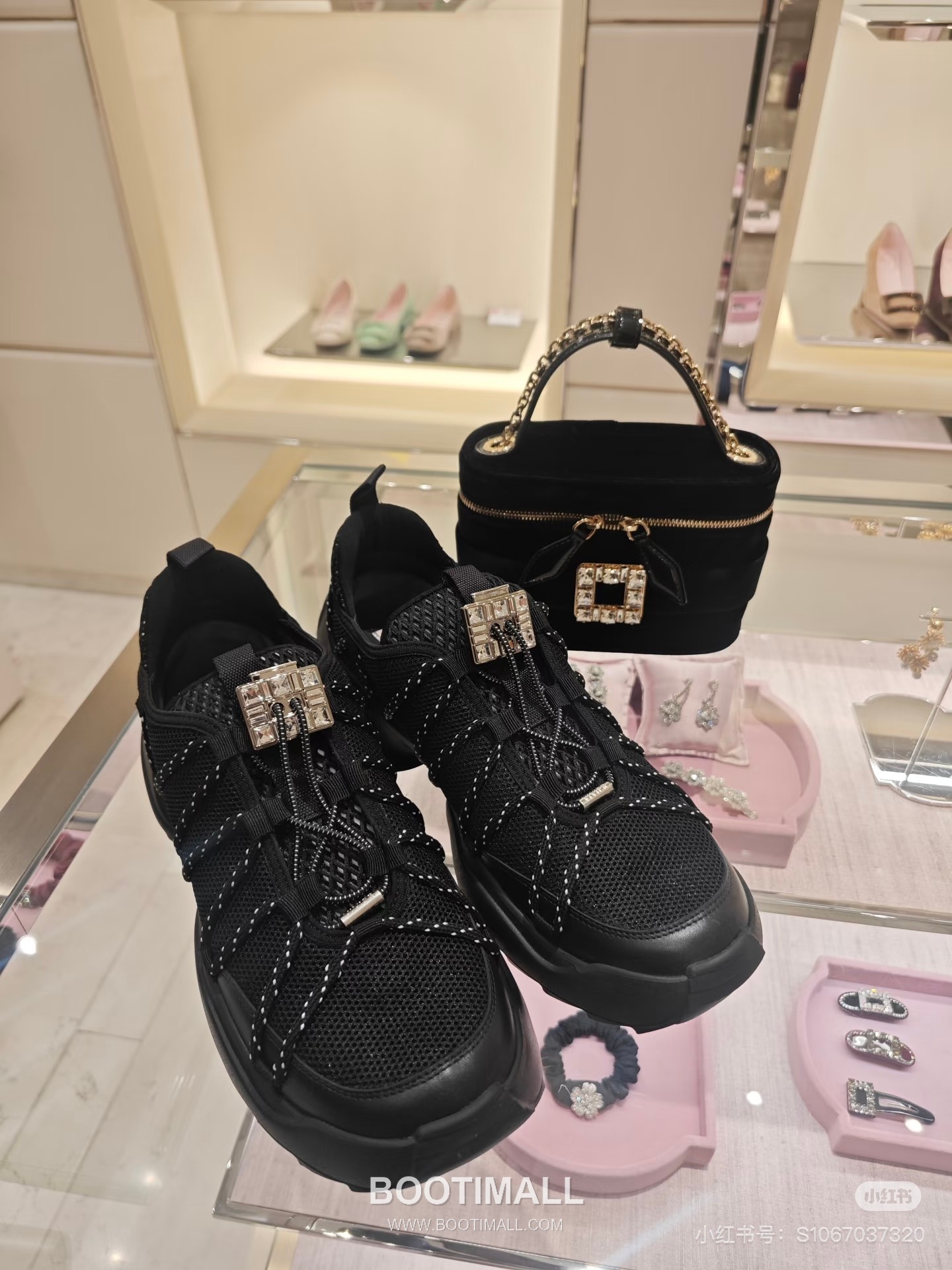 Roger Vivier Viv' Run Leather Mesh Crystal Buckle Chunky Sneakers 로저 비비에 비브 런 레더 메쉬 크리스탈 버클 청키 스니커즈 4