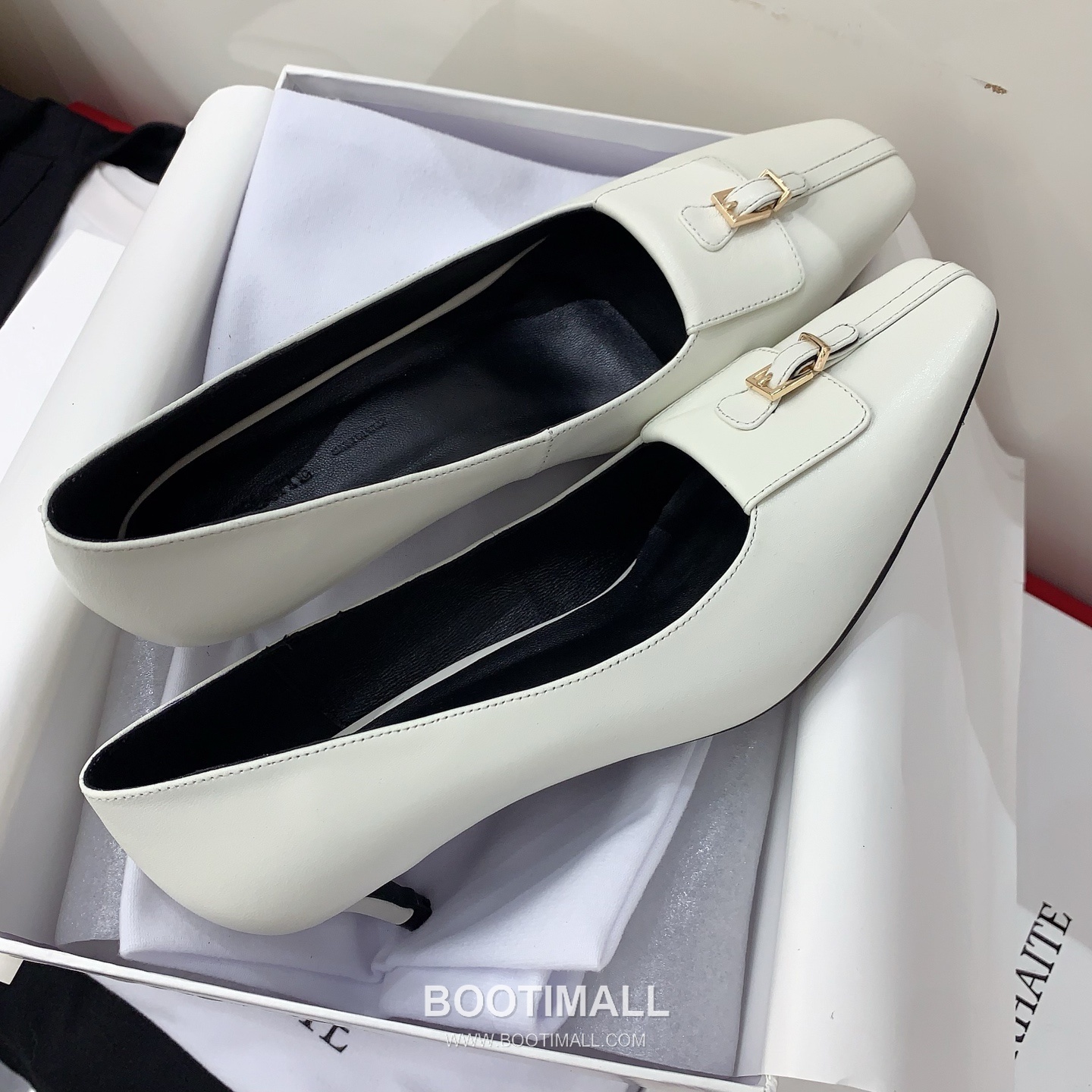 Khaite Leather Pointed Toe Heeled Pumps 카이트 레더 포인티드 토 힐 펌프스 5