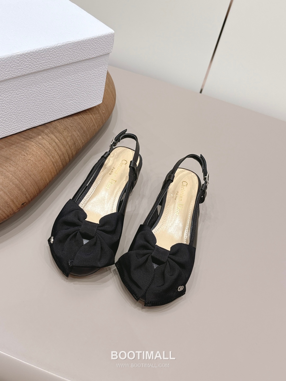 Dior Leather Bow Slingback Mid Heel Pumps 디올 레더 보우 슬링백 미드힐 펌프스 1