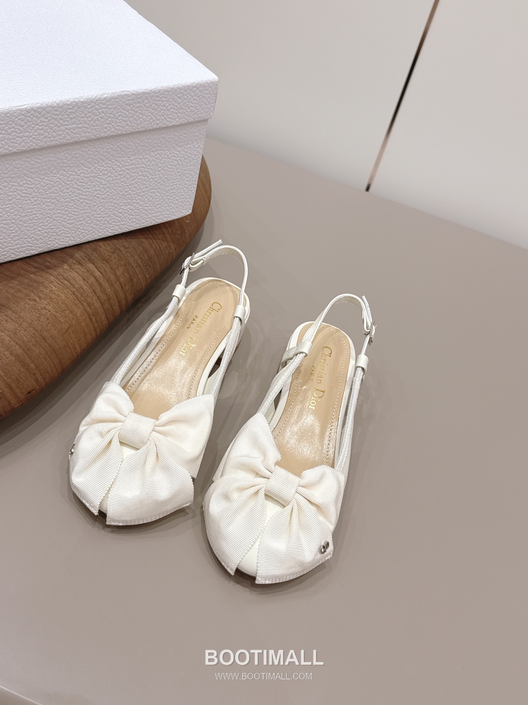 Dior Leather Bow Slingback Mid Heel Pumps 디올 레더 보우 슬링백 미드힐 펌프스 1