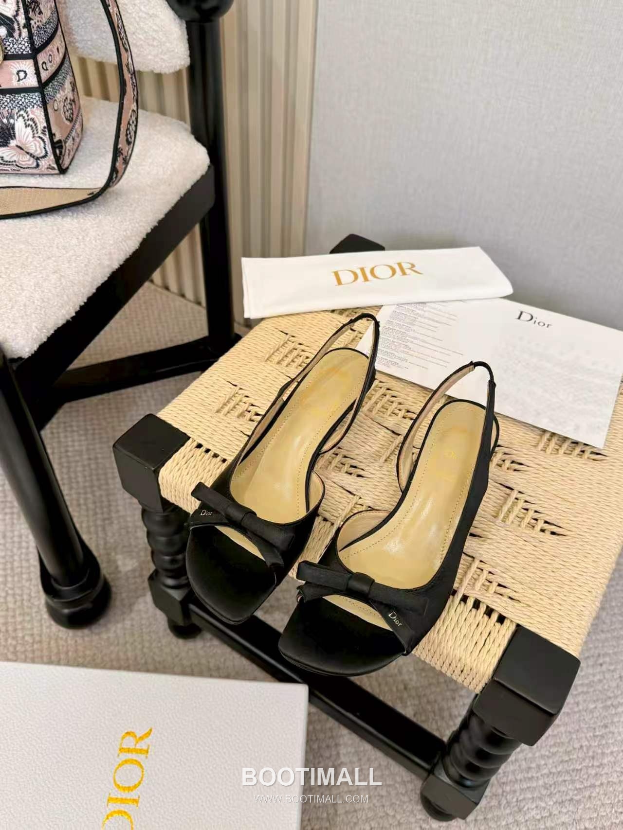 Dior J'Adior Patent Leather Silk Open Toe Slingback Heeled Sandals 디올 자디올 페이턴트 레더 실크 오픈토 슬링백 힐 샌들 1