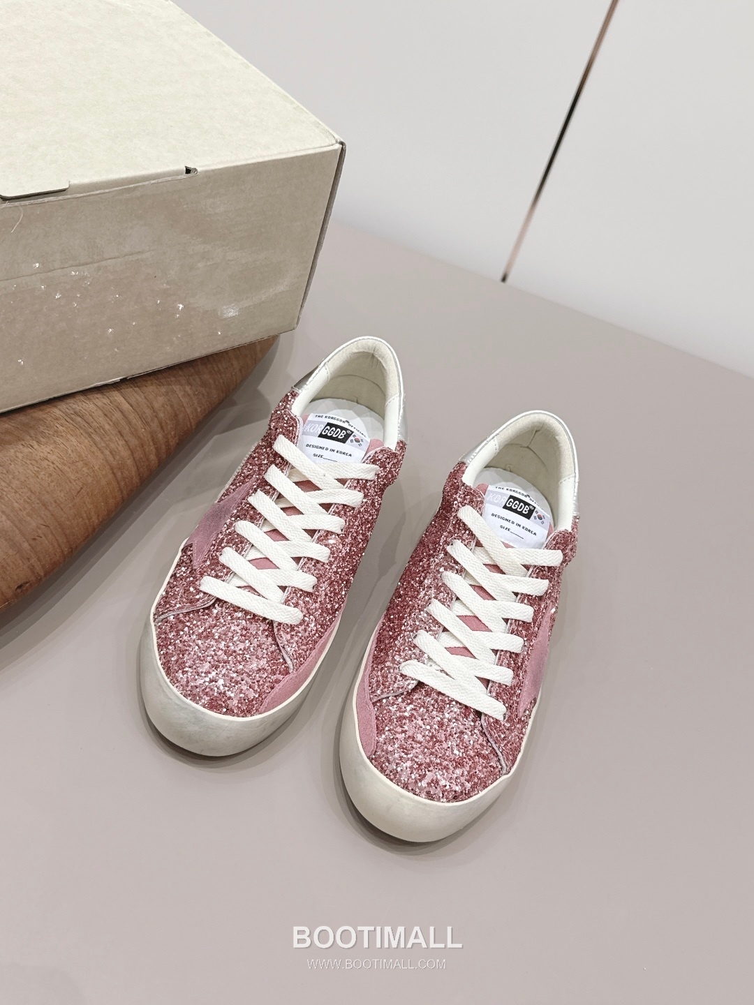 Golden Goose Space Star Leather Distressed Chunky Sneakers 골든구스 스페이스 스타 레더 디스트레스드 청키 스니커즈 1