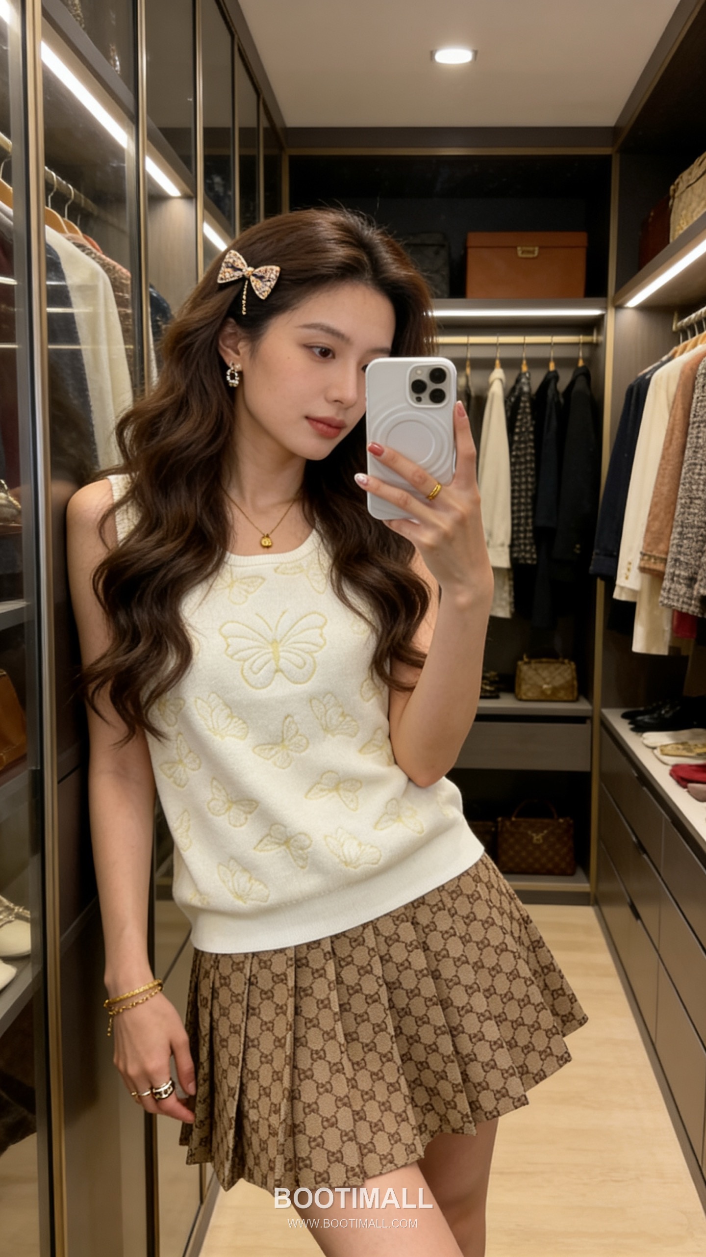 Dior SS26 Butterfly Jacquard Wool Silk Knit Sleeveless Top 디올 버터플라이 자카드 울 실크 니트 슬리브리스 탑 3