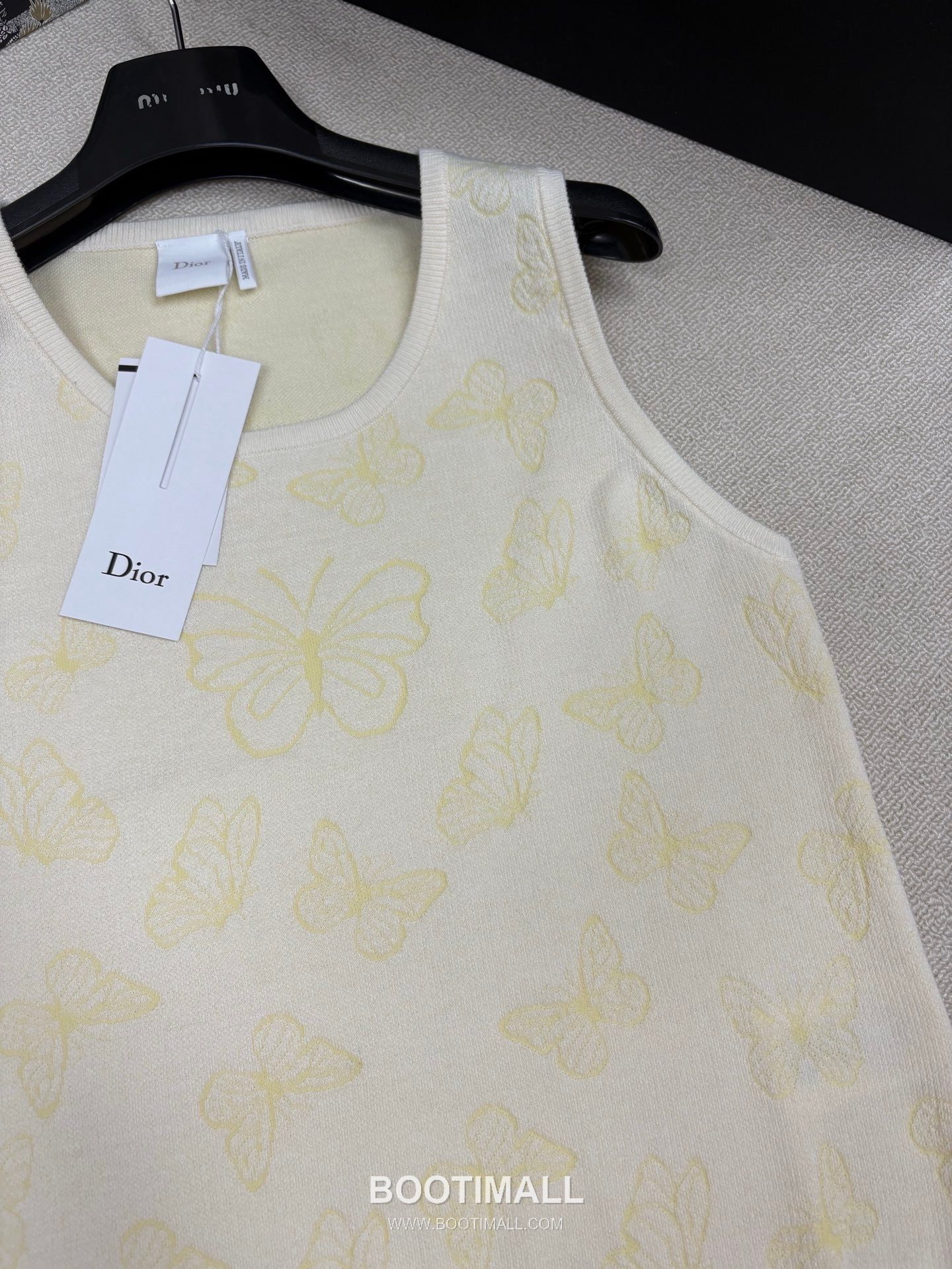 Dior SS26 Butterfly Jacquard Wool Silk Knit Sleeveless Top 디올 버터플라이 자카드 울 실크 니트 슬리브리스 탑 9