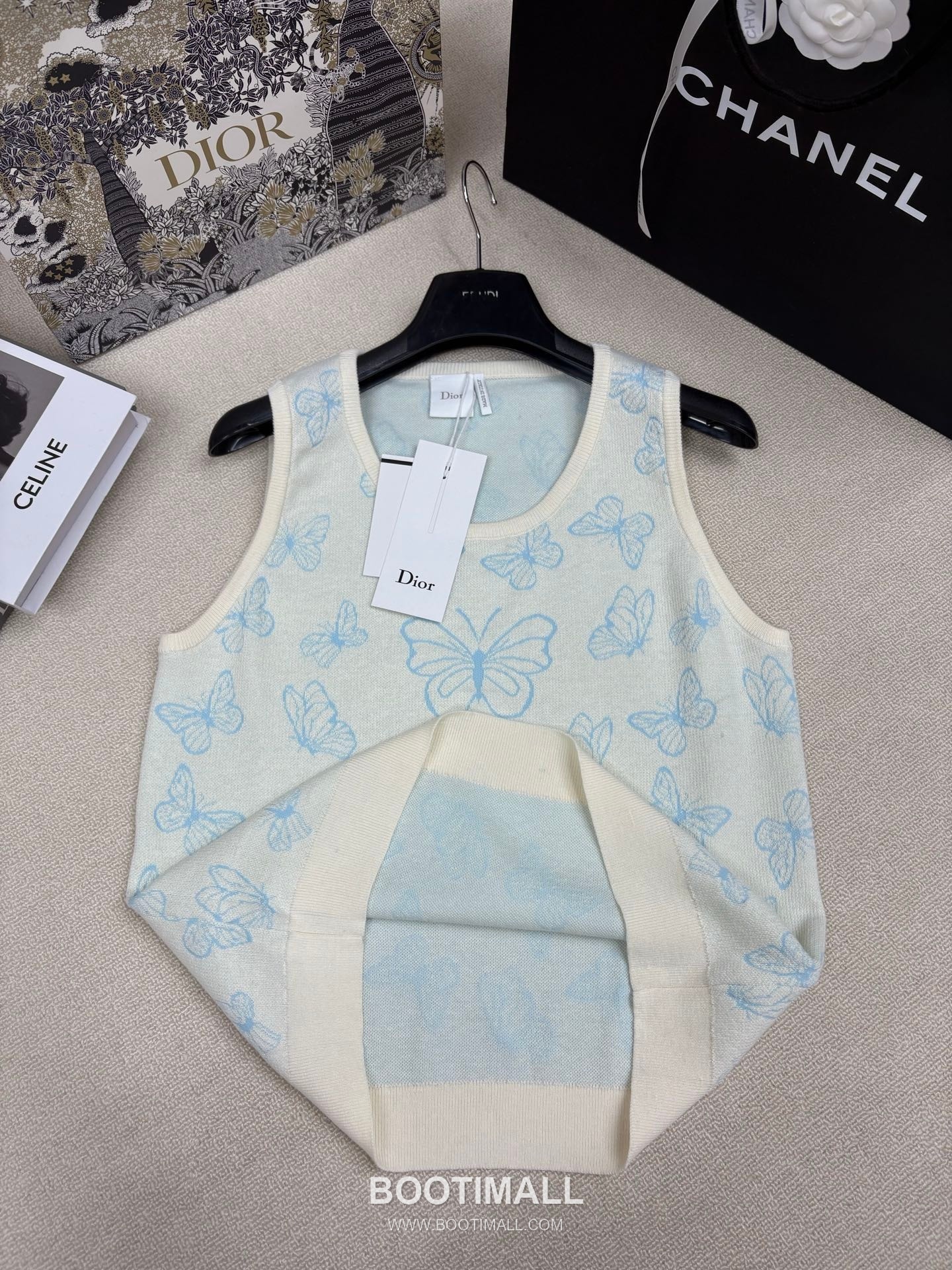 Dior SS26 Butterfly Jacquard Wool Silk Knit Sleeveless Top 디올 버터플라이 자카드 울 실크 니트 슬리브리스 탑 6