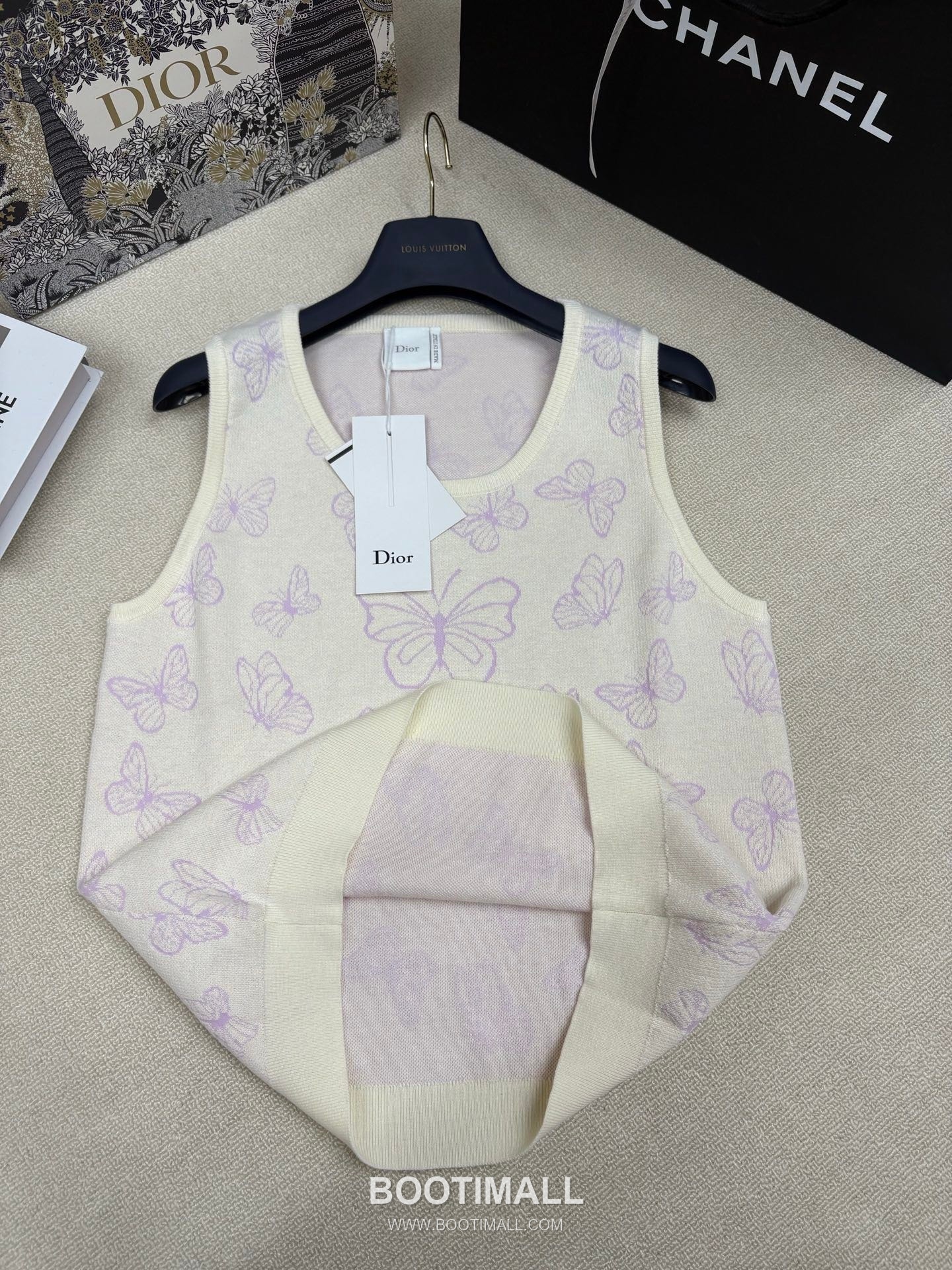 Dior SS26 Butterfly Jacquard Wool Silk Knit Sleeveless Top 디올 버터플라이 자카드 울 실크 니트 슬리브리스 탑 6