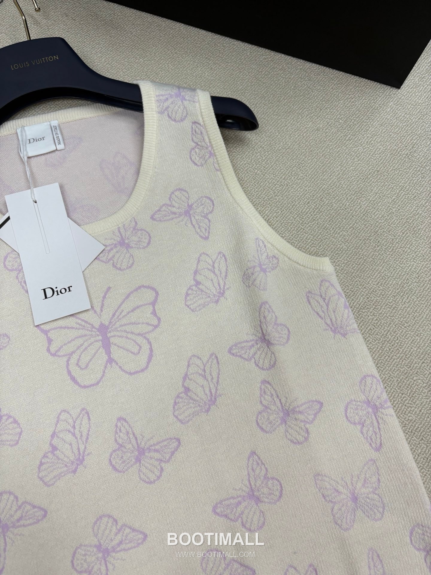 Dior SS26 Butterfly Jacquard Wool Silk Knit Sleeveless Top 디올 버터플라이 자카드 울 실크 니트 슬리브리스 탑 9