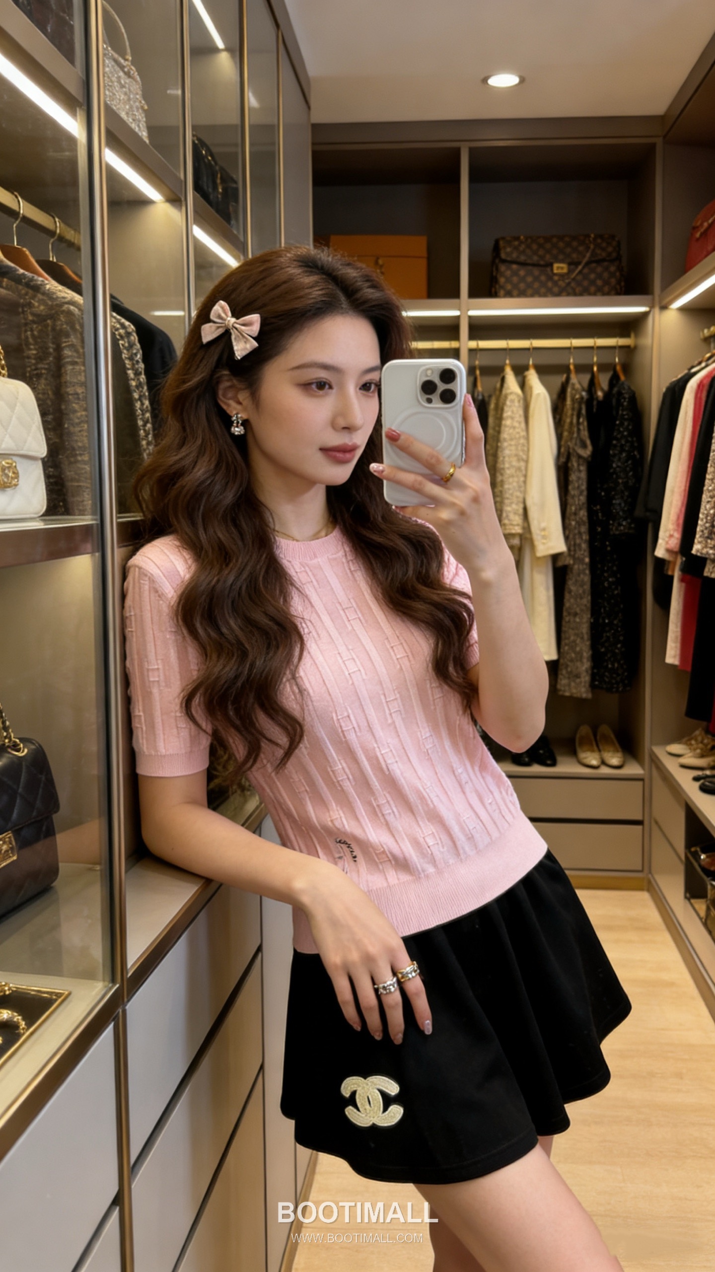 Celine SS26 Vertical Rib Geometric Jacquard Silk Blend Knit Short Sleeve T-Shirt 셀린느 버티컬 립 지오메트릭 자카드 실크 블렌드 니트 반팔 티셔츠 1