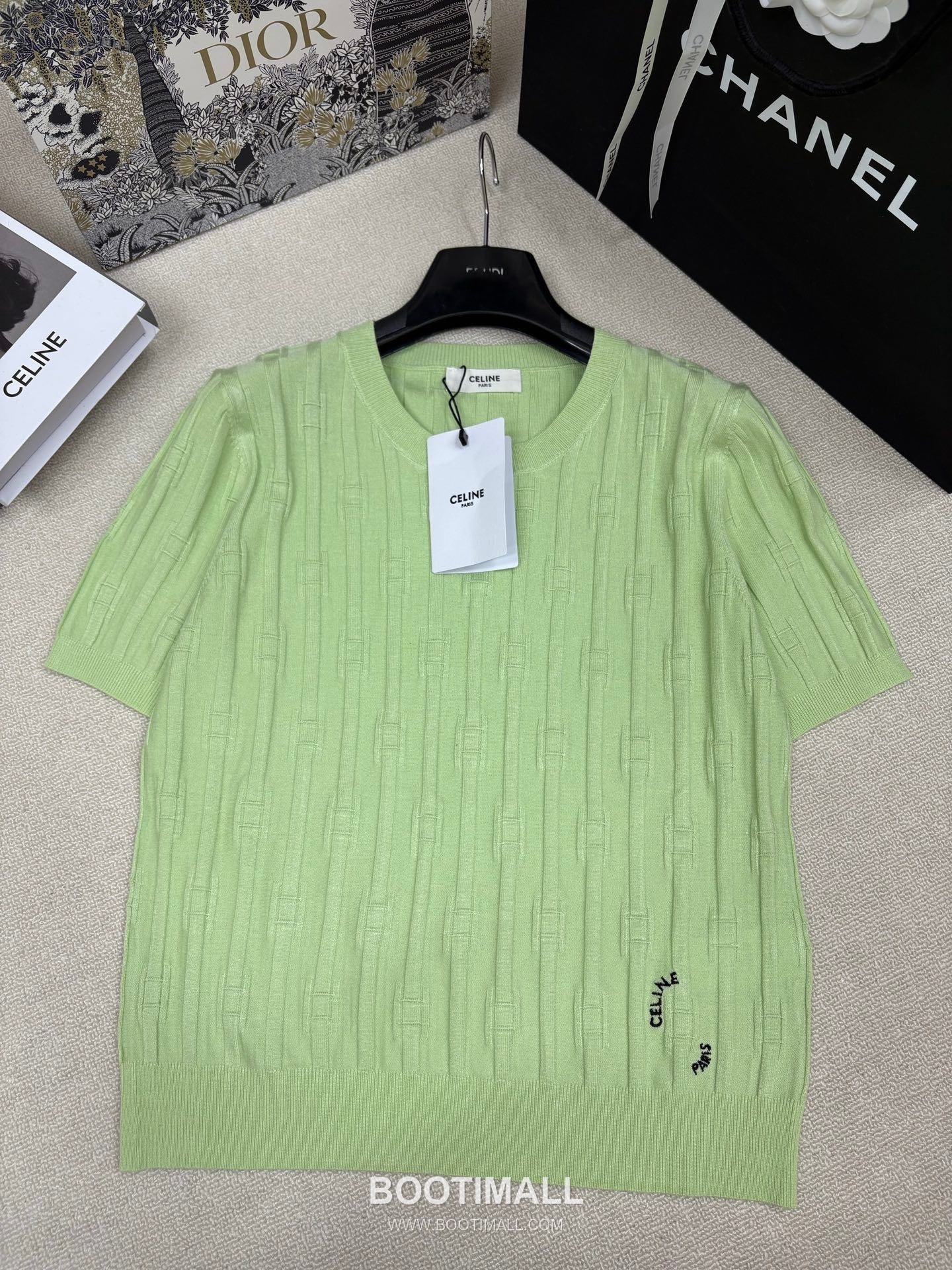 Celine SS26 Vertical Rib Geometric Jacquard Silk Blend Knit Short Sleeve T-Shirt 셀린느 버티컬 립 지오메트릭 자카드 실크 블렌드 니트 반팔 티셔츠 5