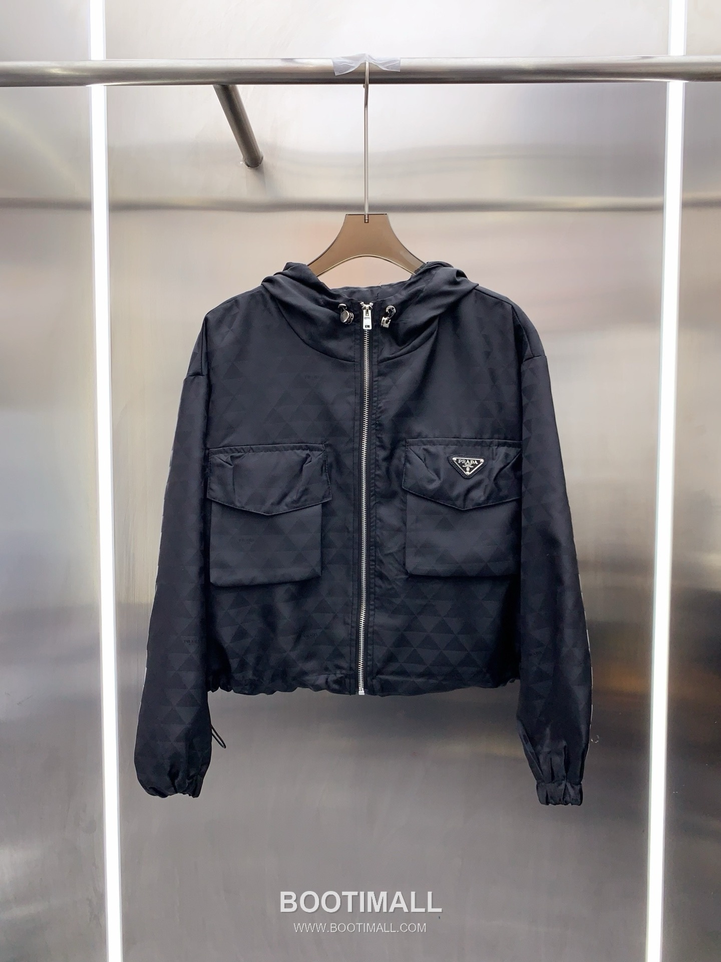 Prada SS26 Re-Nylon Hooded Jacket & Skirt Set 프라다 리나일론 후드 재킷 앤 스커트 세트 11