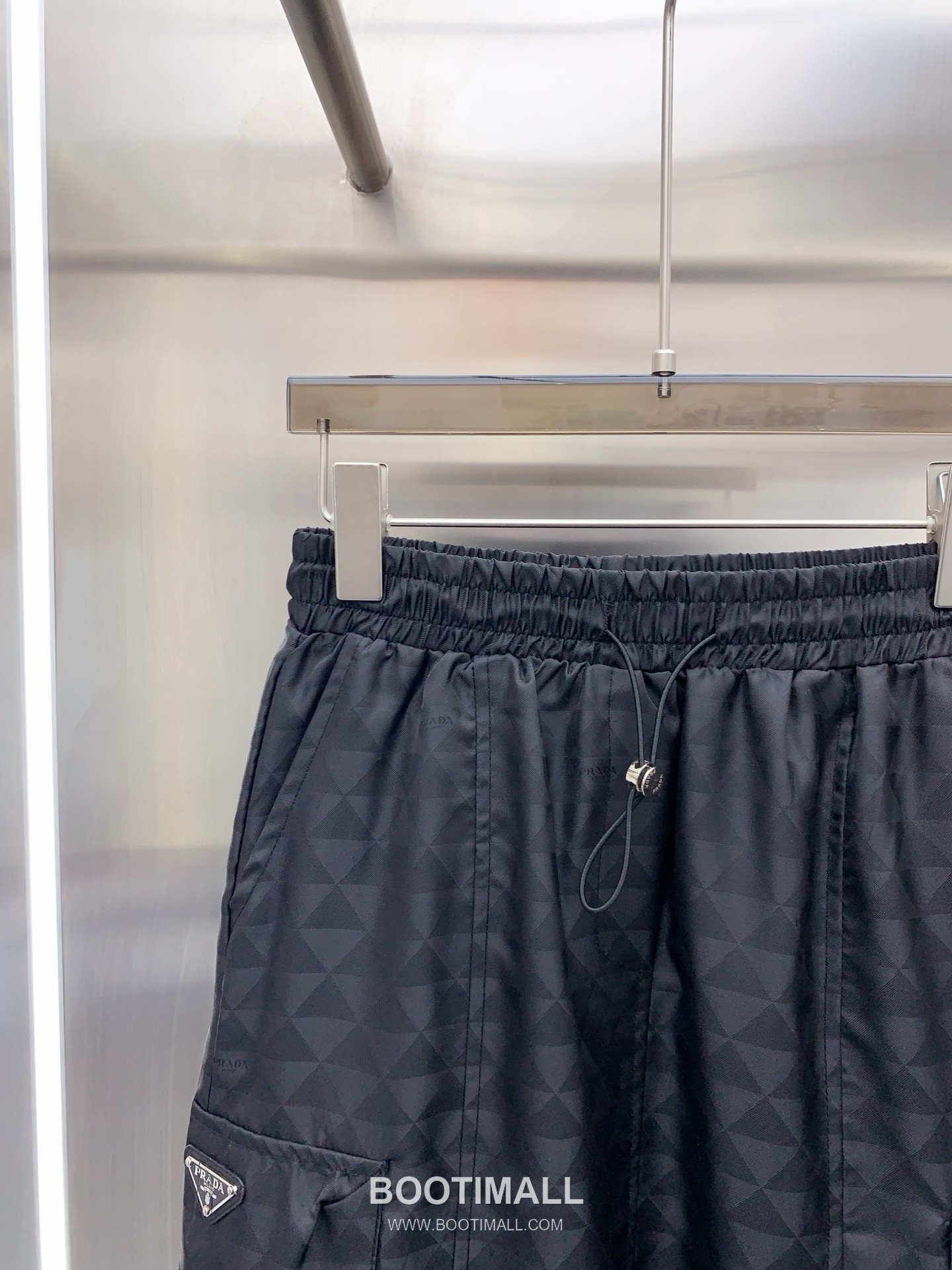 Prada SS26 Re-Nylon Hooded Jacket & Skirt Set 프라다 리나일론 후드 재킷 앤 스커트 세트 15