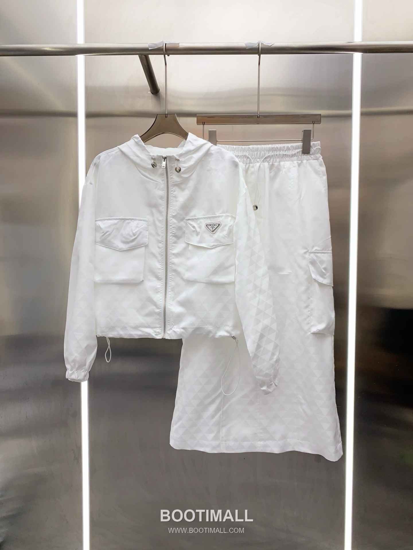 Prada SS26 Re-Nylon Hooded Jacket & Skirt Set 프라다 리나일론 후드 재킷 앤 스커트 세트 6