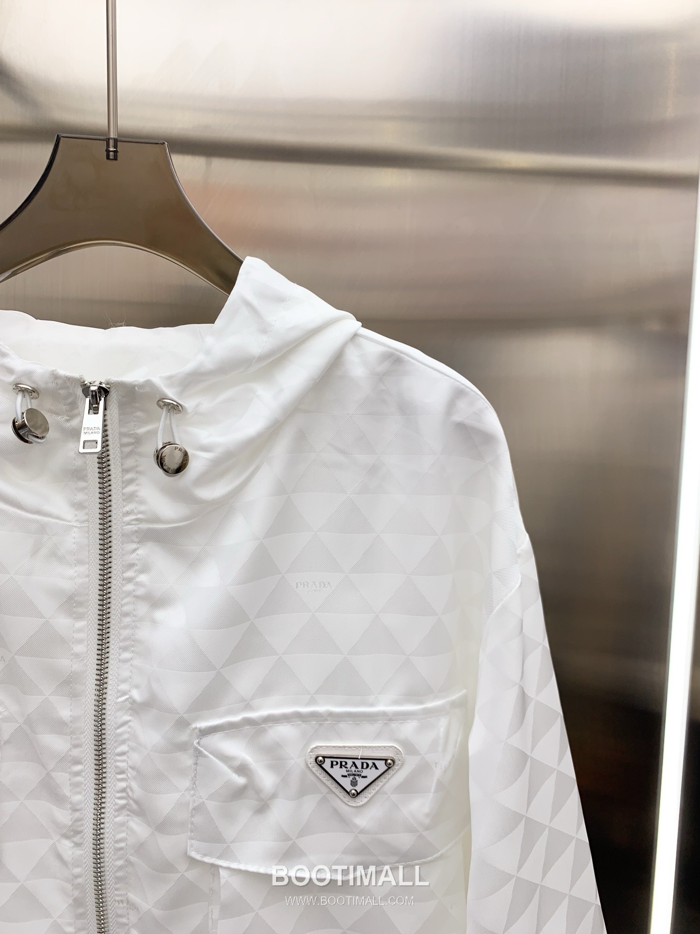 Prada SS26 Re-Nylon Hooded Jacket & Skirt Set 프라다 리나일론 후드 재킷 앤 스커트 세트 9