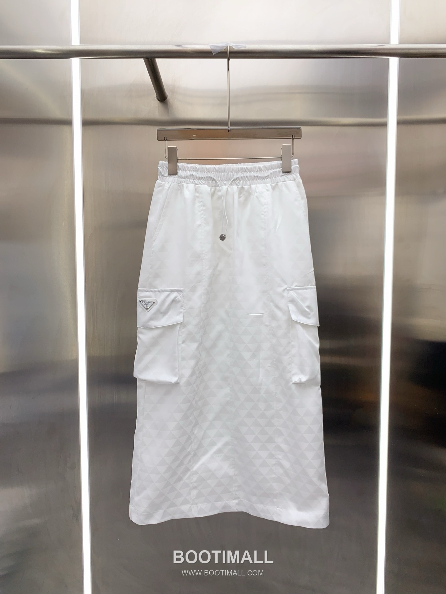 Prada SS26 Re-Nylon Hooded Jacket & Skirt Set 프라다 리나일론 후드 재킷 앤 스커트 세트 11